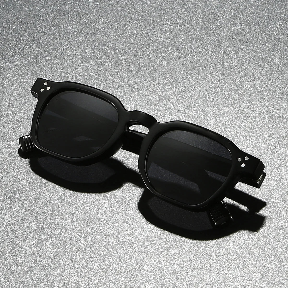 Retro Square Sunglasses with Tinted Lenses-Stilenza-Stilenza