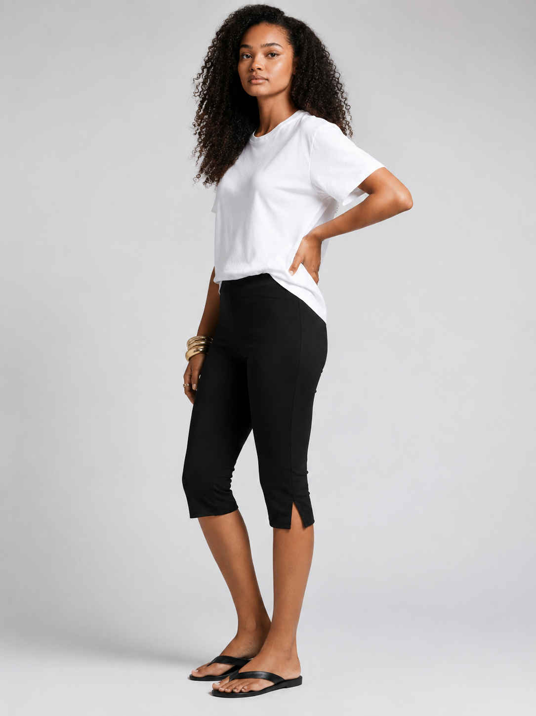 Womens-High-Waisted-Capri-Pants-with-Pockets-StilenzaWomens-High-Waisted-Capri-Pants-with-Pockets-Stilenza