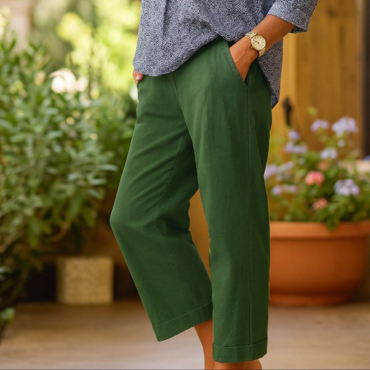 Women’s Wide Leg Cropped Trousers with Pockets-Trousers-Stilenza-Stilenza
