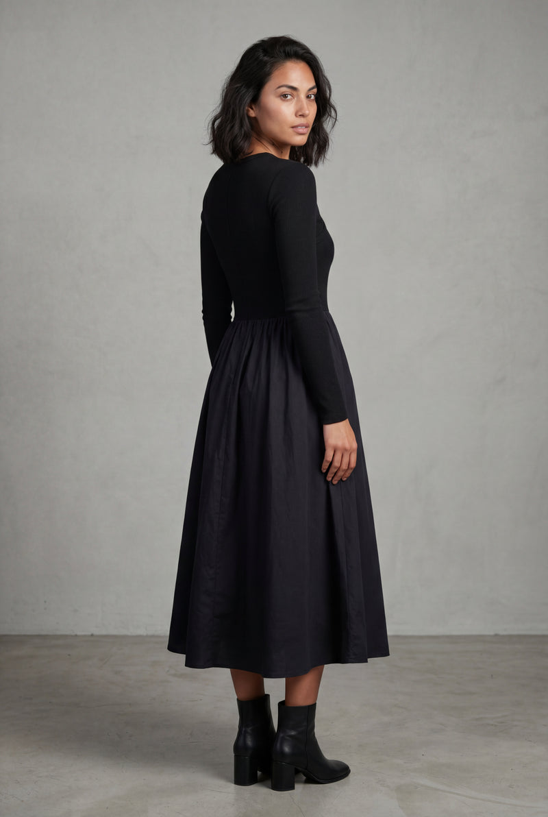 Black Cutout Long Sleeve Fit-and-flare Black Maxi Dress - Photo 2