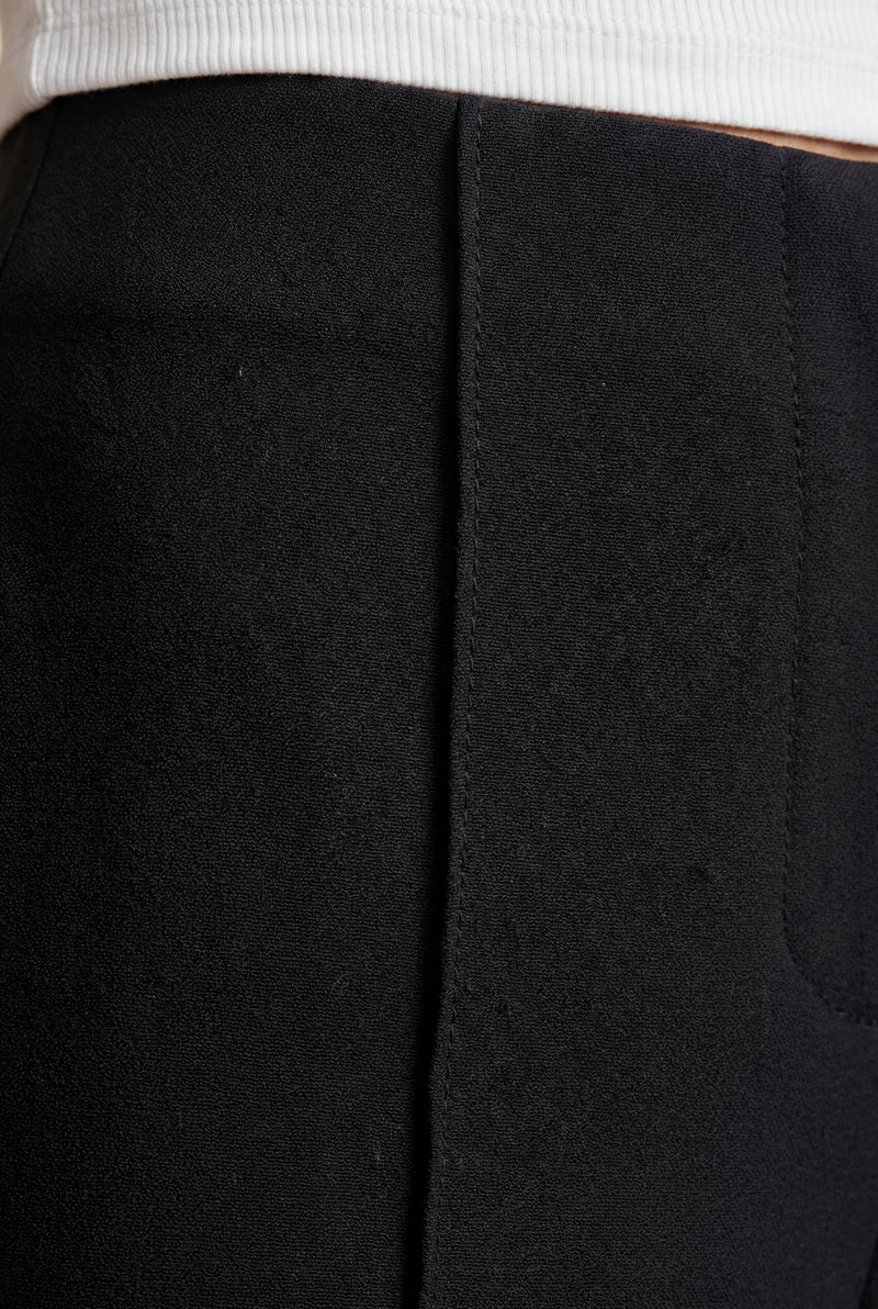 Black High-waisted Tailored Wide-leg Trousers with Creased Front - Wide leg trousers - Photo 4