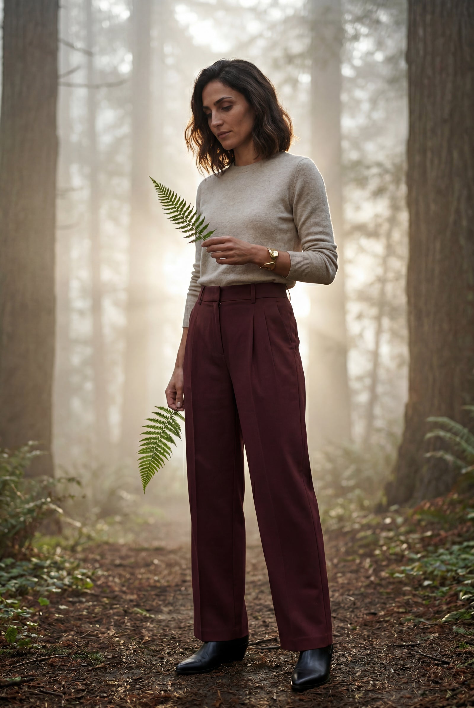 Burgundy High-waisted Tailored Wide-leg Trousers with Pleats - Wide leg trousers - Photo 10