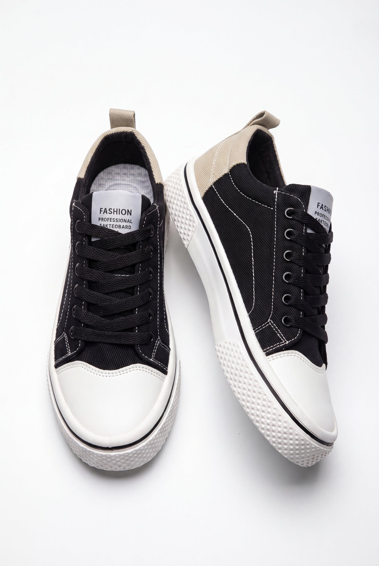 Men's Sneakers Classic Fit in Black — primary clean packshot