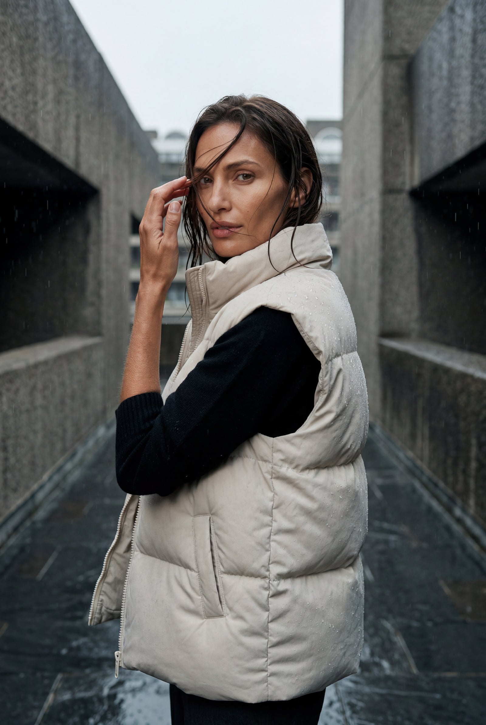 Cream Minimalist Hip-length Padded Bodywarmer Vest - Photo 8