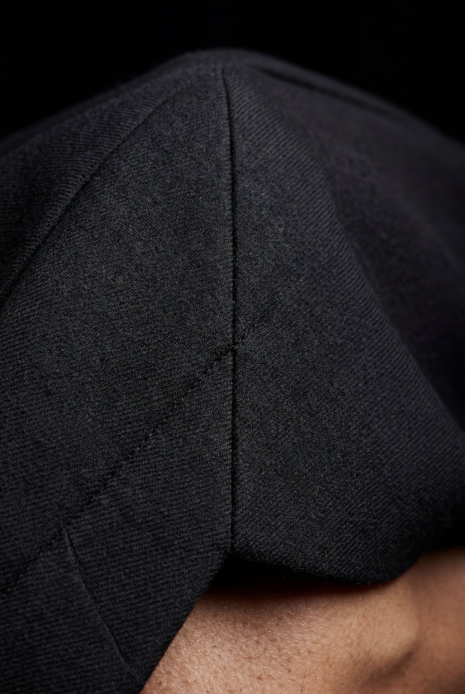 Black Oversized Single-breasted Blazer with Classic Lapel - Blazers - Photo 7