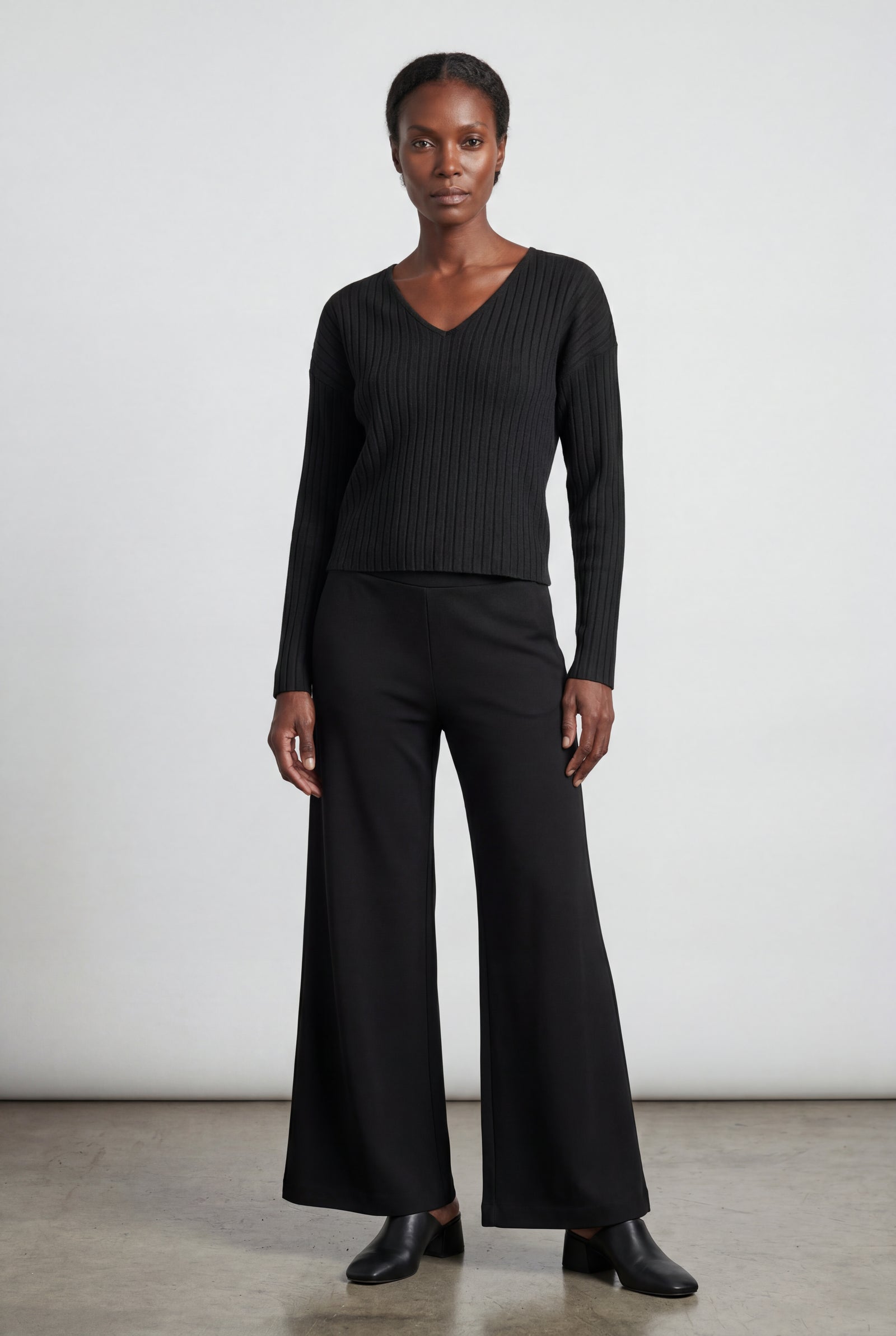 Black Ribbed Wide-leg Two-piece Loungewear Set - Two-piece set - Photo 2