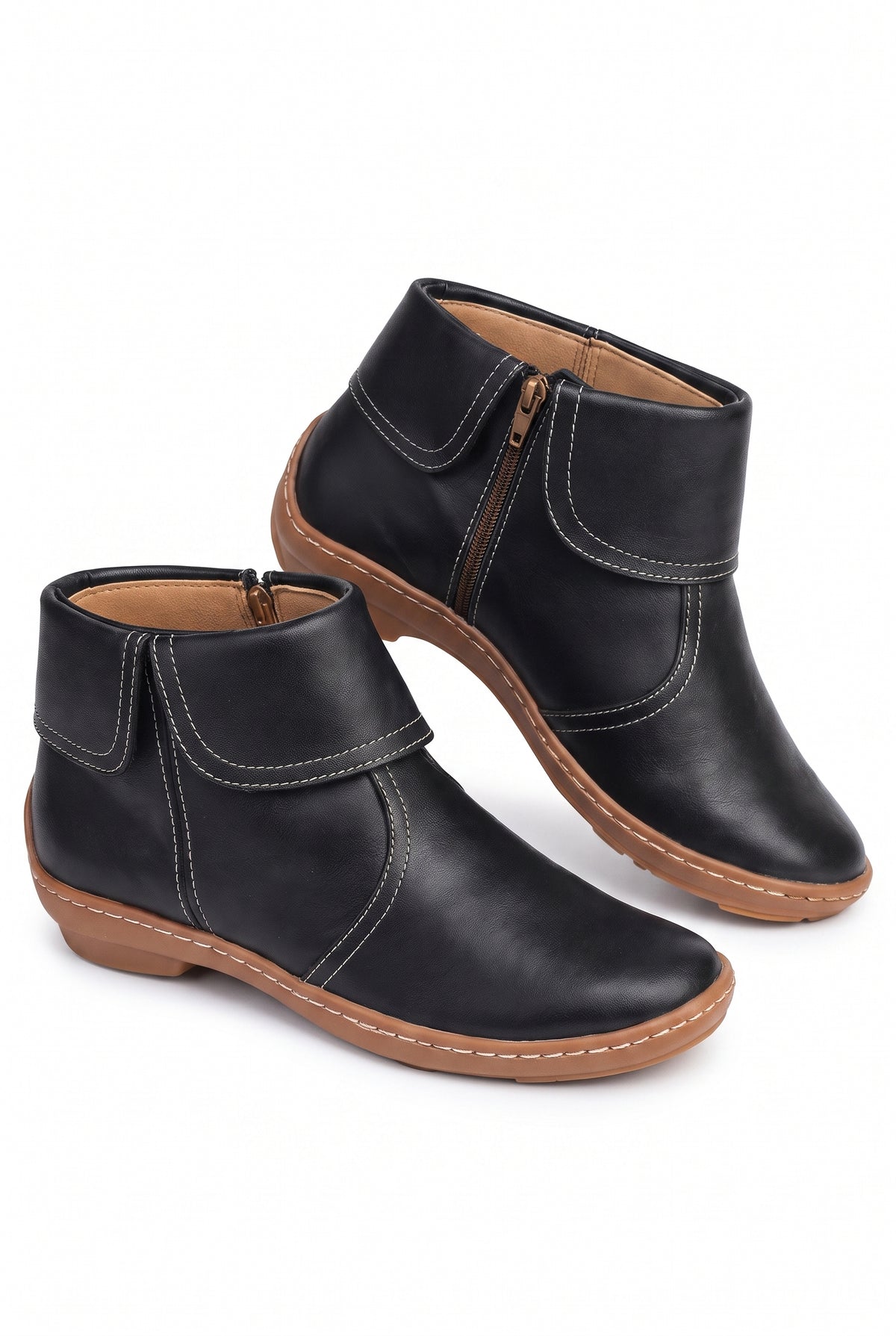 Women's Ankle Boots Vintage Style in Black — primary product