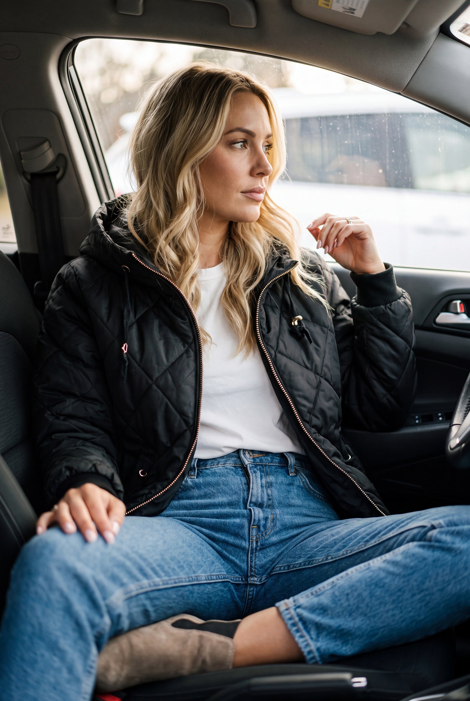 Women's Hooded Jacket Outdoor in Black — car interior