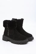 Women's Winter Boots Elegant in Black — product packshot