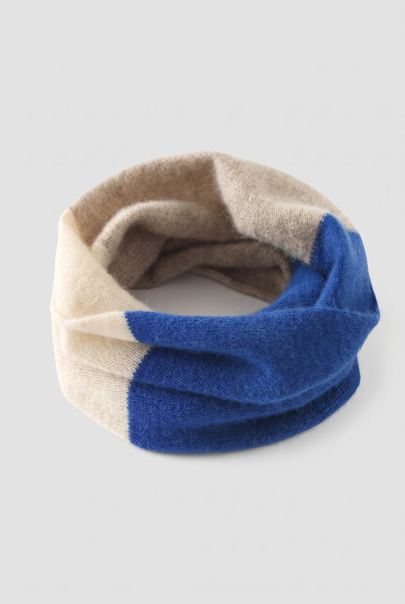 Two-Tone Cashmere Neck Warmer in Blue — studio front