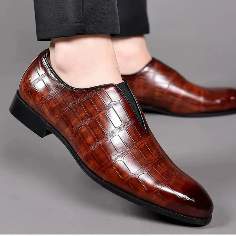 Crocodile-embossed Slip-on Glossy Dress Shoes - Photo 4