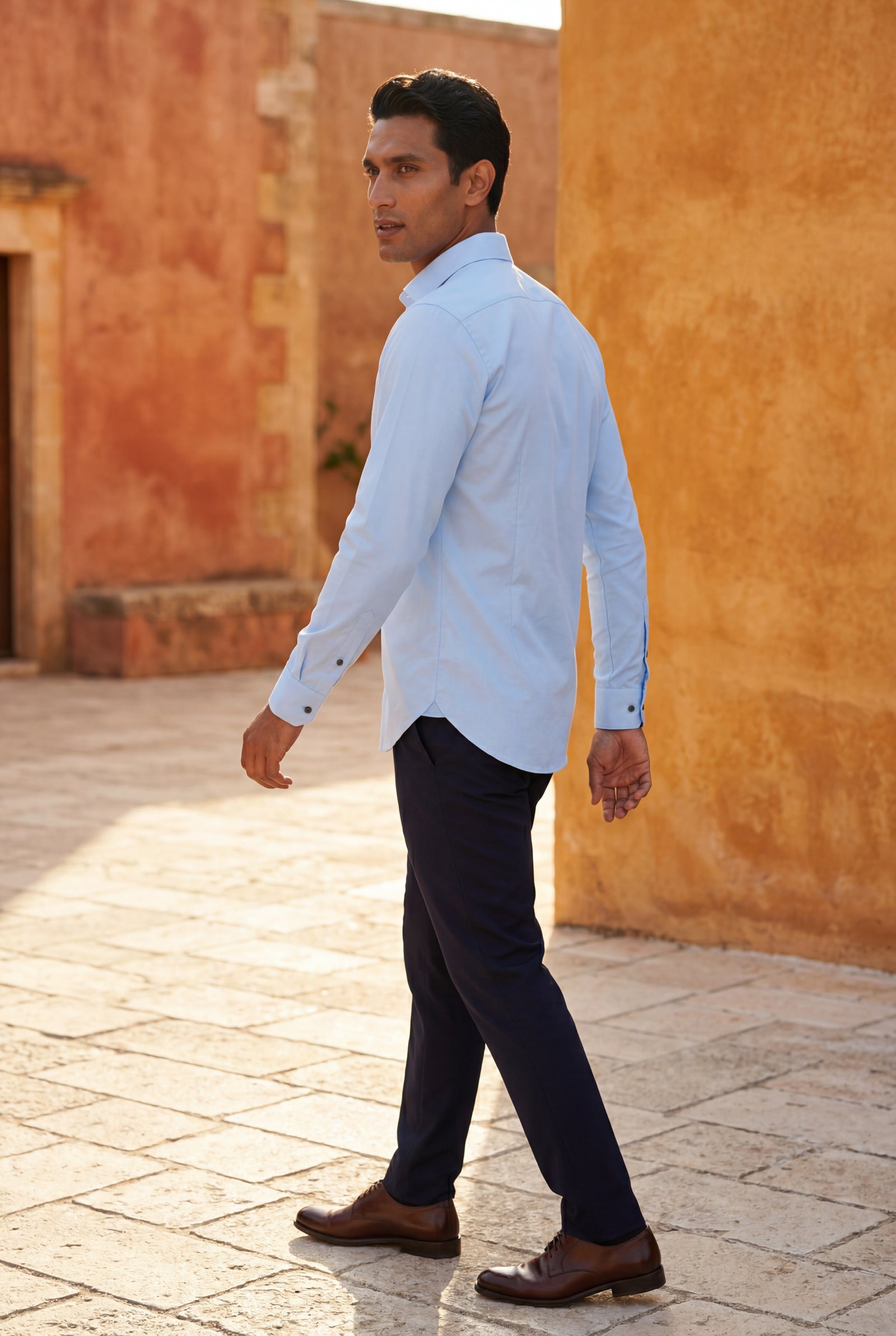 Light Blue Slim Fit Classic Collar Button-up Shirt - Casual Shirts - Photo 14