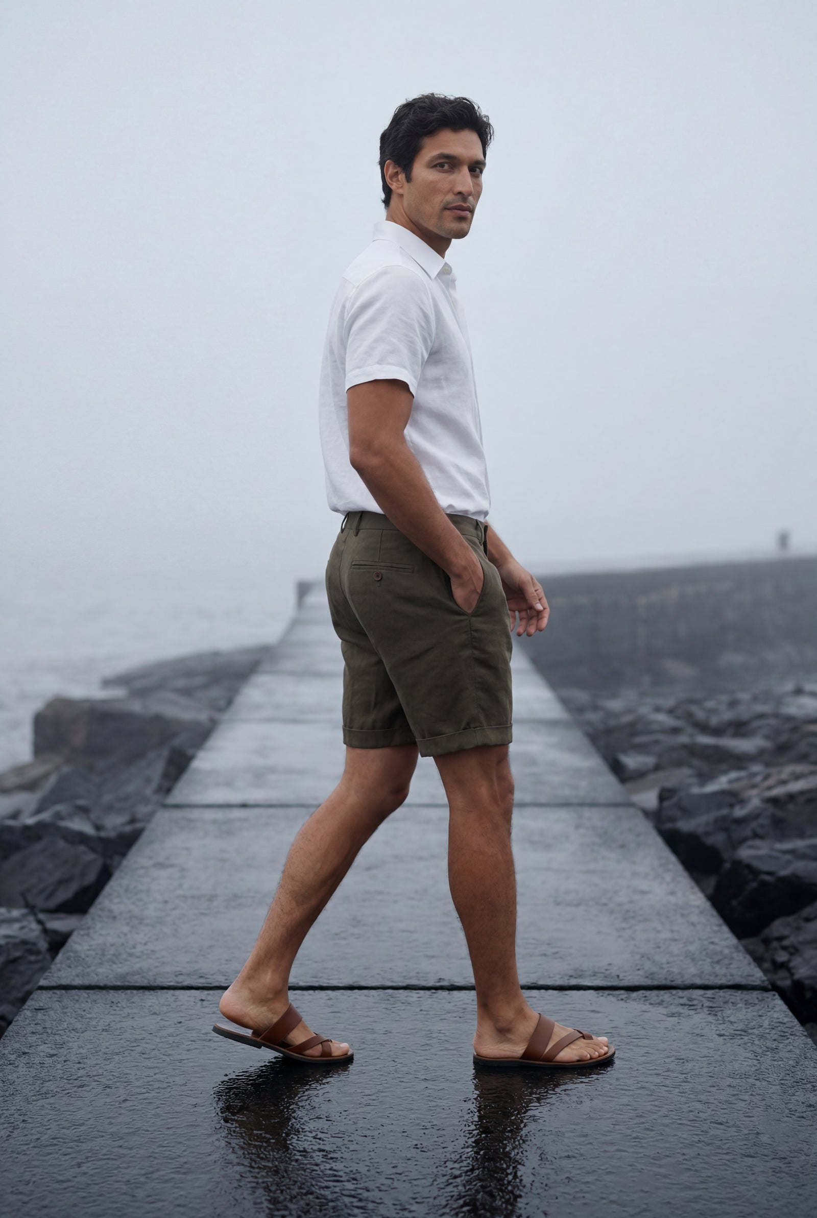 Dark Gray Men's Tailored Above-Knee Casual Shorts with Belt Loops - Photo 8