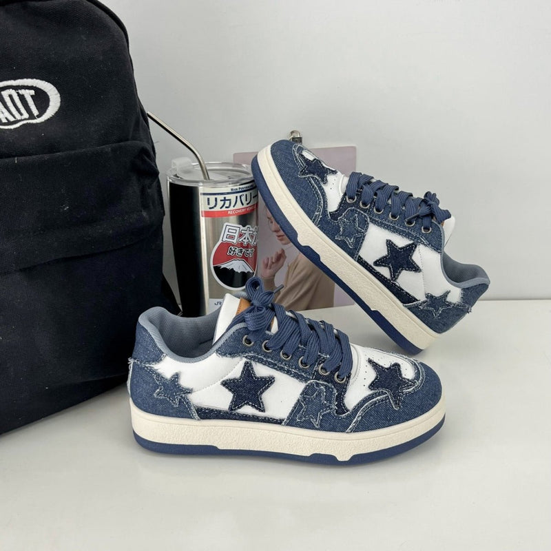 Women's Star Patch 90s-Inspired Low-Top Sneakers - Photo 2