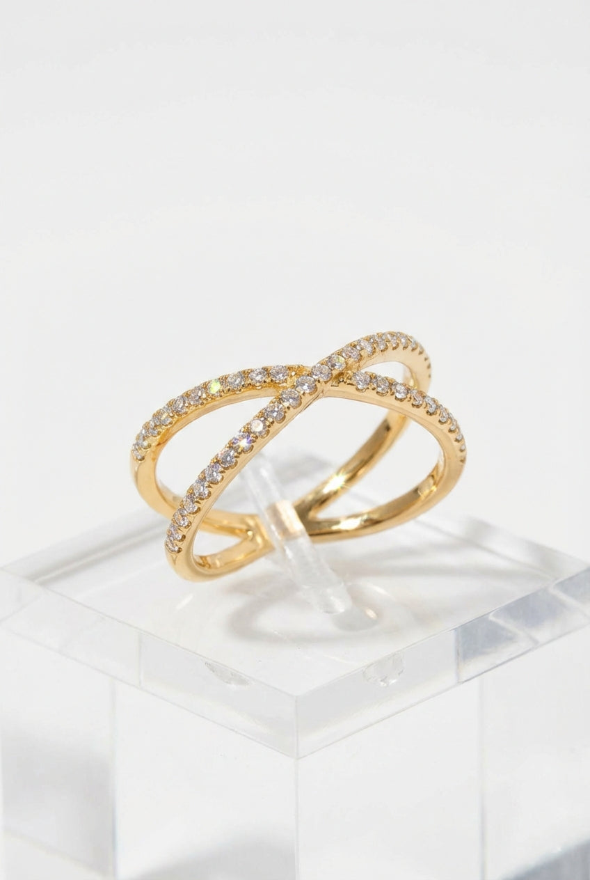 Gold Gold-tone Crystal Pavé Criss-cross Fashion Ring - Fashion rings - Photo 1