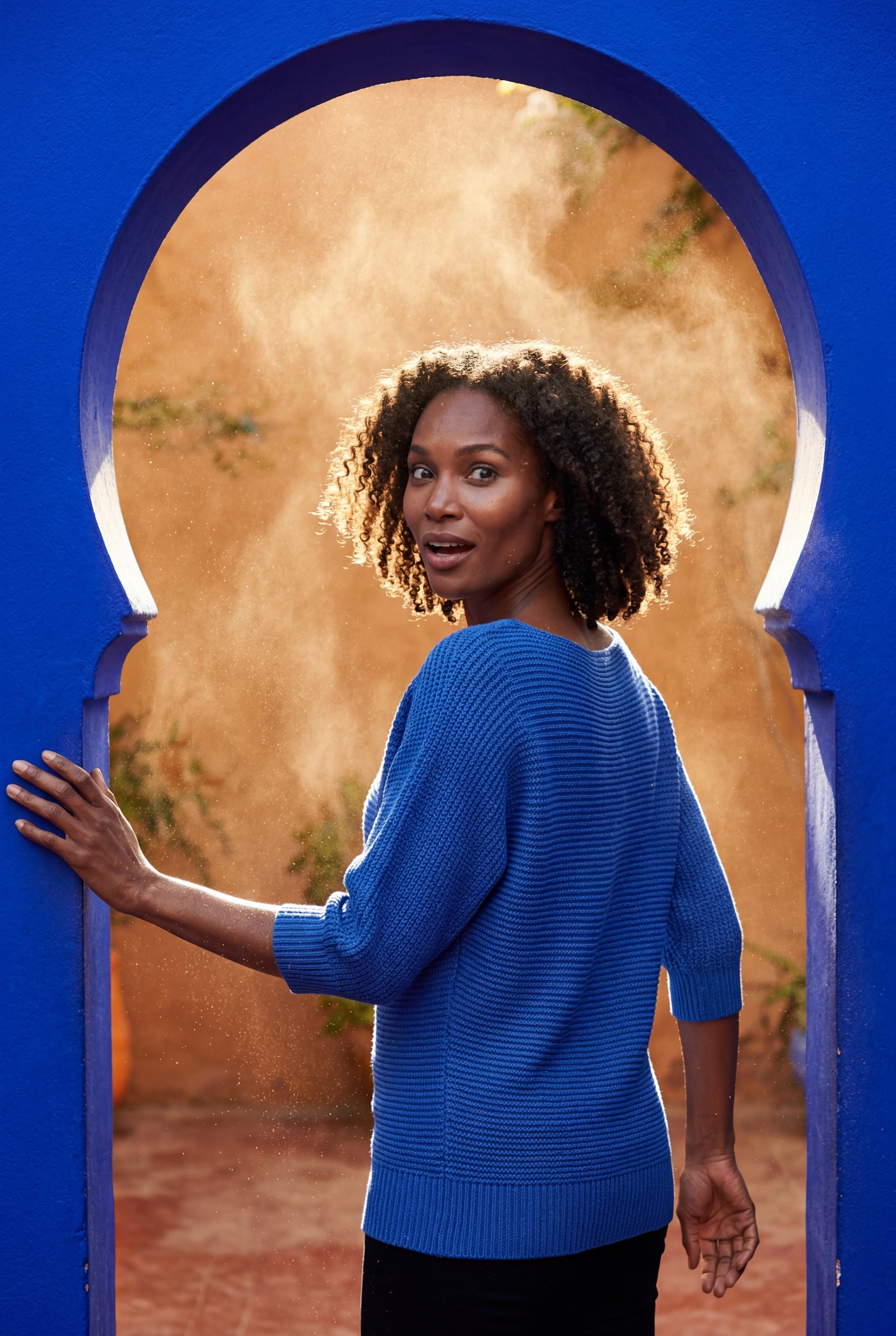 Blue Textured Relaxed Fit 3/4 Sleeve Knitted Sweater - Photo 12