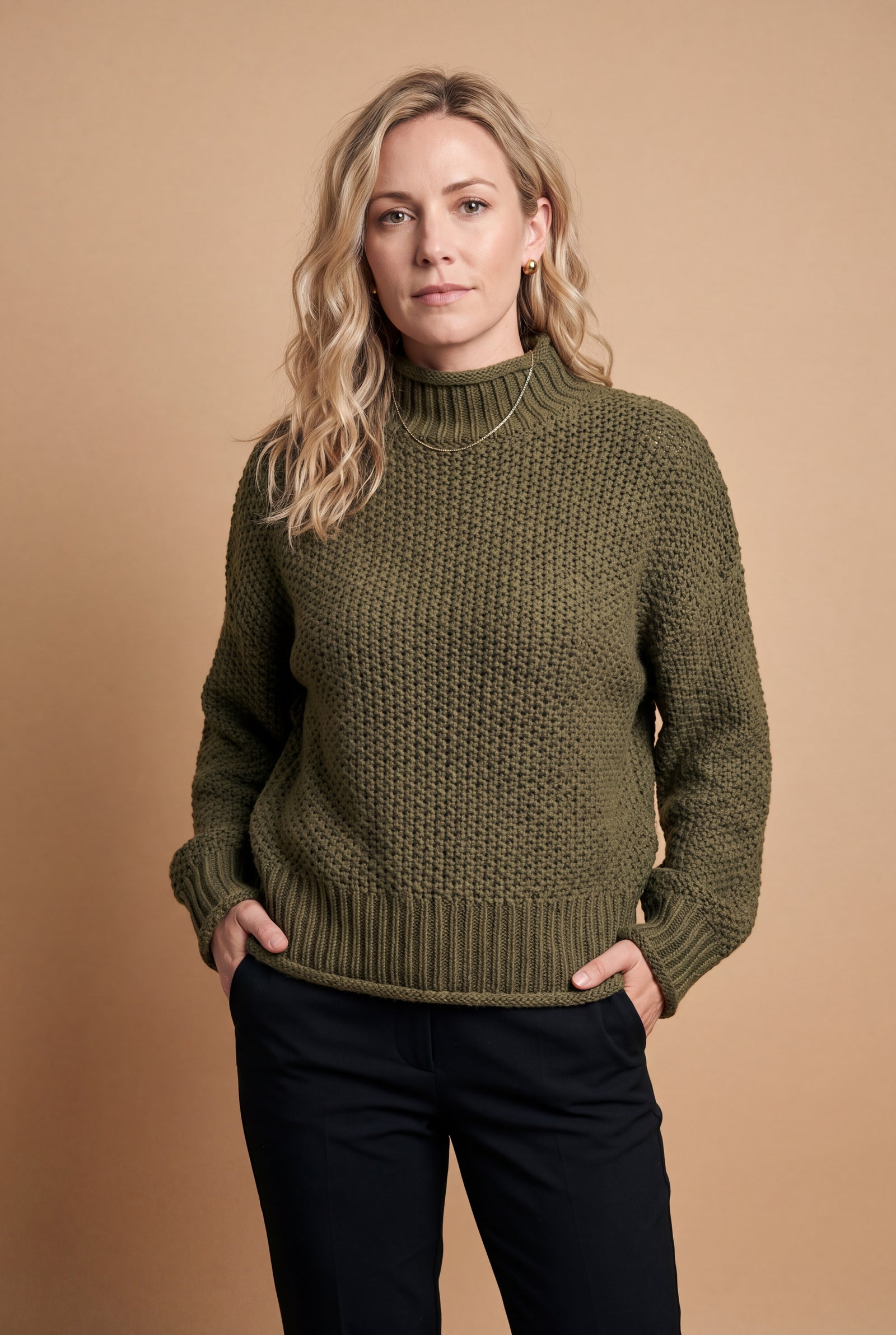Women's Pullover High Collar in Green — studio 1