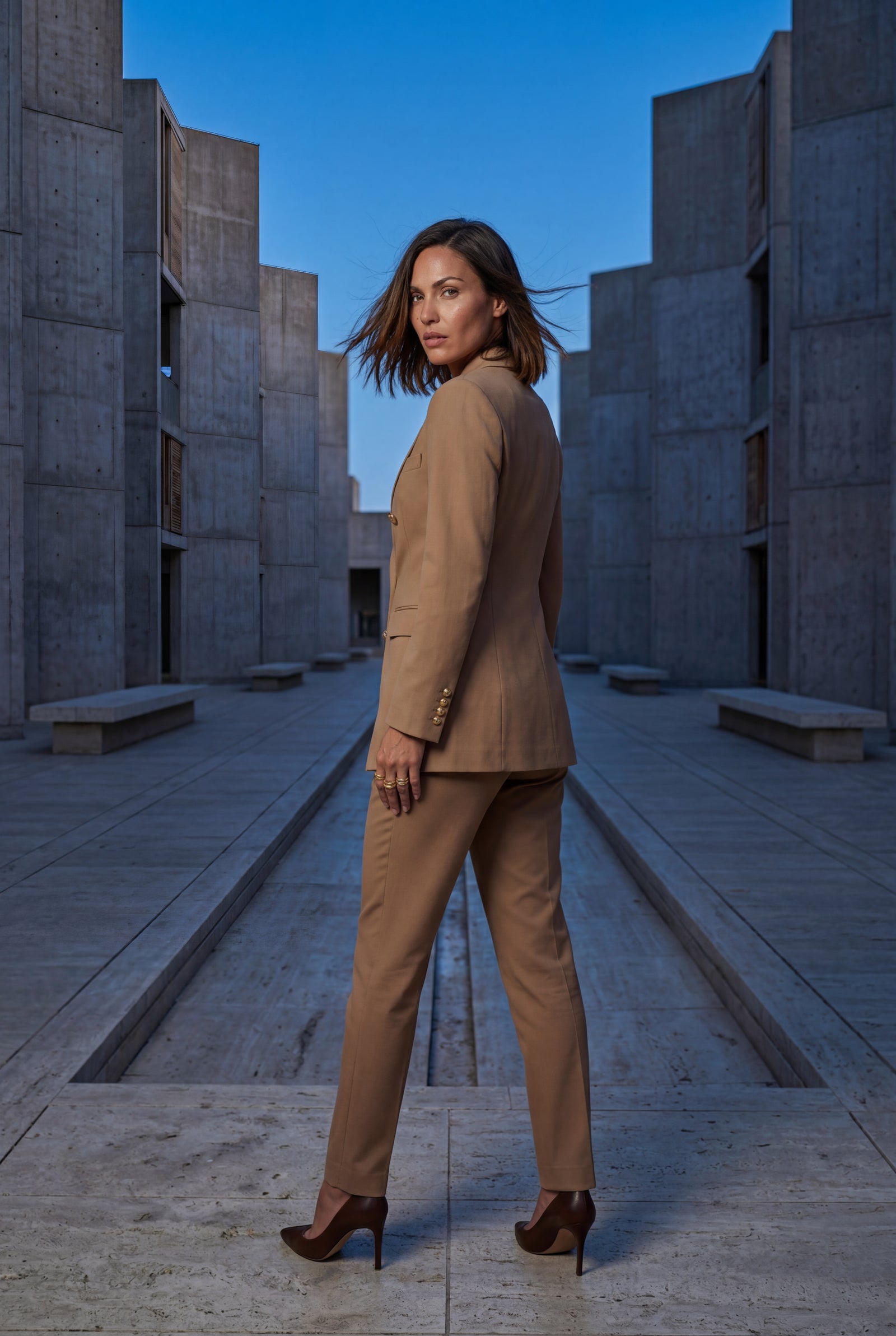 Khaki Double-breasted Fitted Blazer with Gold Buttons - Photo 18