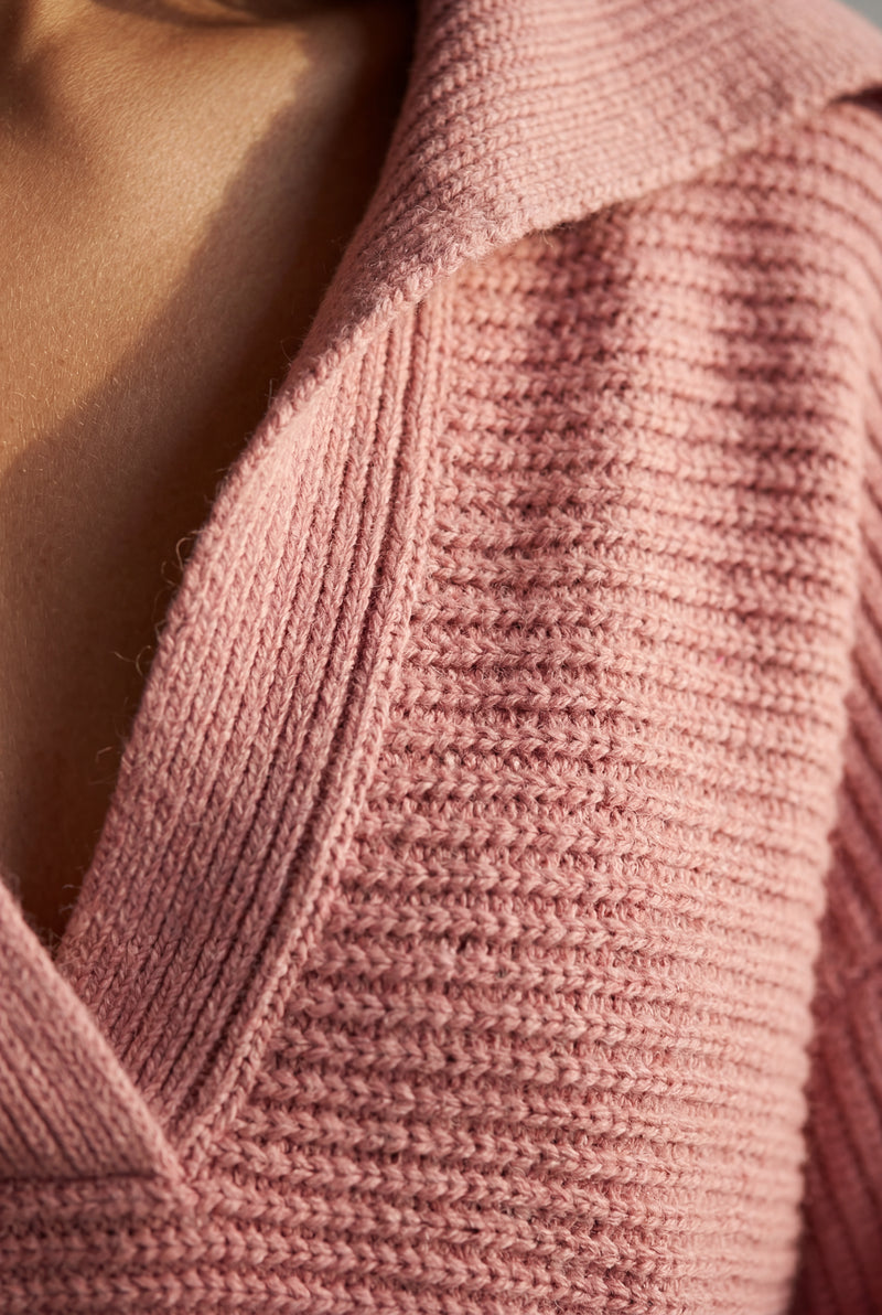 Pink Oversized Collared Chunky Sweater with Balloon Sleeves - Oversized sweater - Photo 3