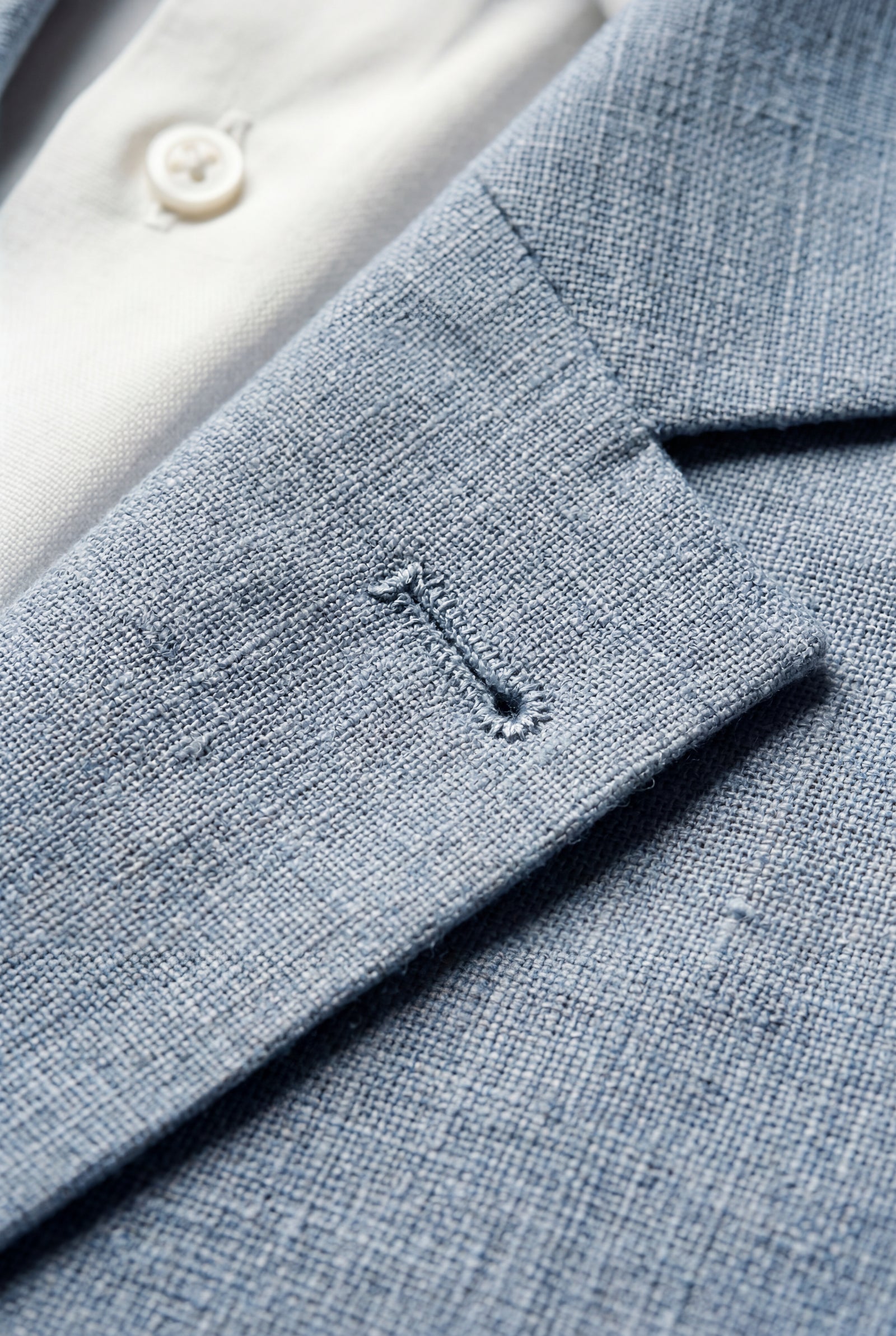 Steel Blue Slim Tailored Suit with Notch Lapel and Tapered Trousers - Linen suit - Photo 3