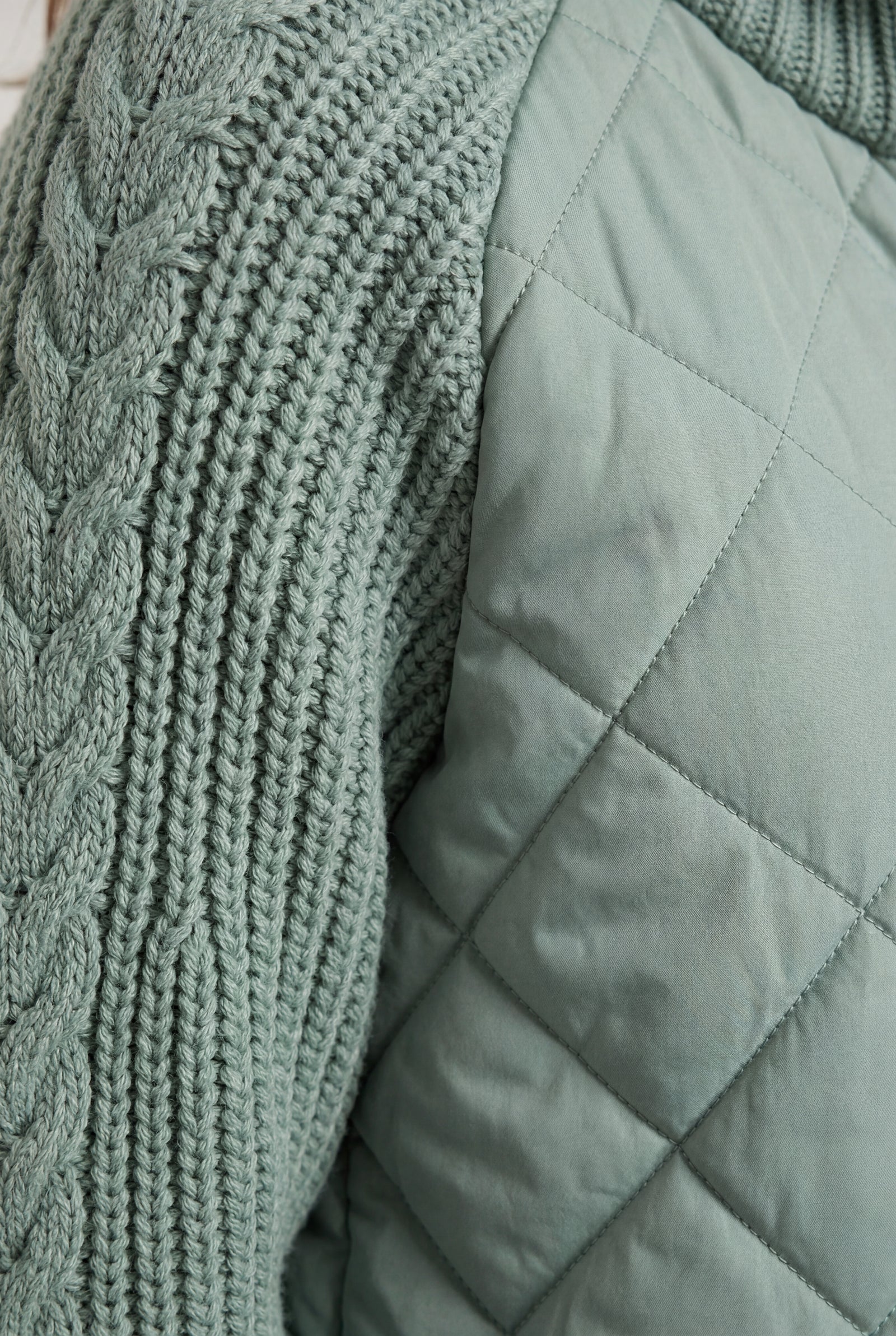 Turquoise Diamond Quilted Hybrid Jacket with Cable Sleeves - Hybrid jackets - Photo 7