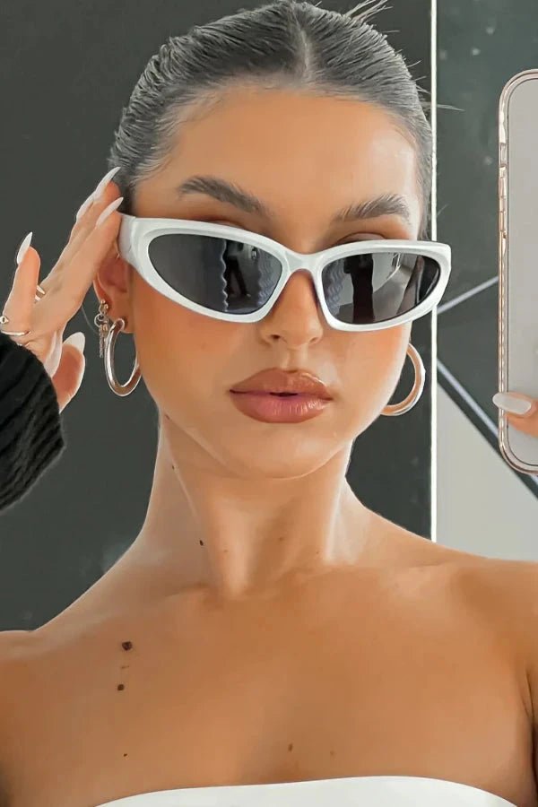 White Glossy White Oval Cat-eye Sunglasses with Dark Lenses - Photo 2