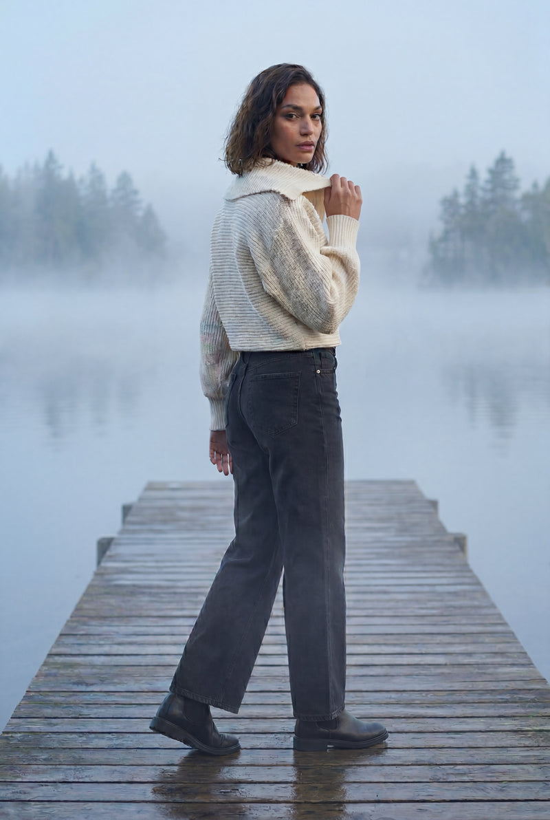 White Oversized Crewneck Sweater with Dropped Shoulders - Oversized sweater - Photo 3