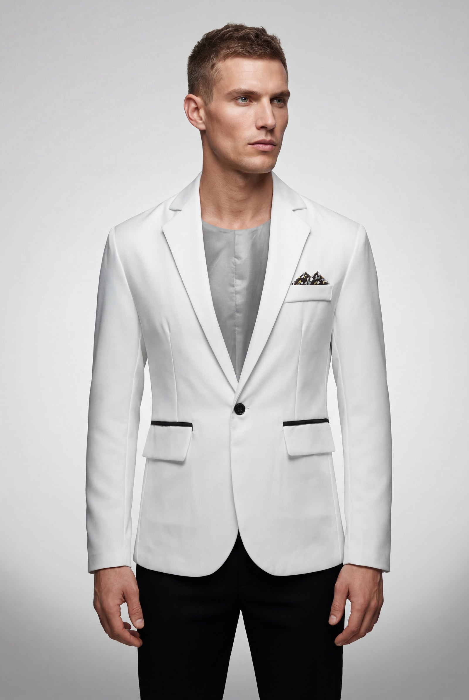 White Slim Fit Single-breasted Blazer with Notch Lapel - Slim fit blazer - Photo 5