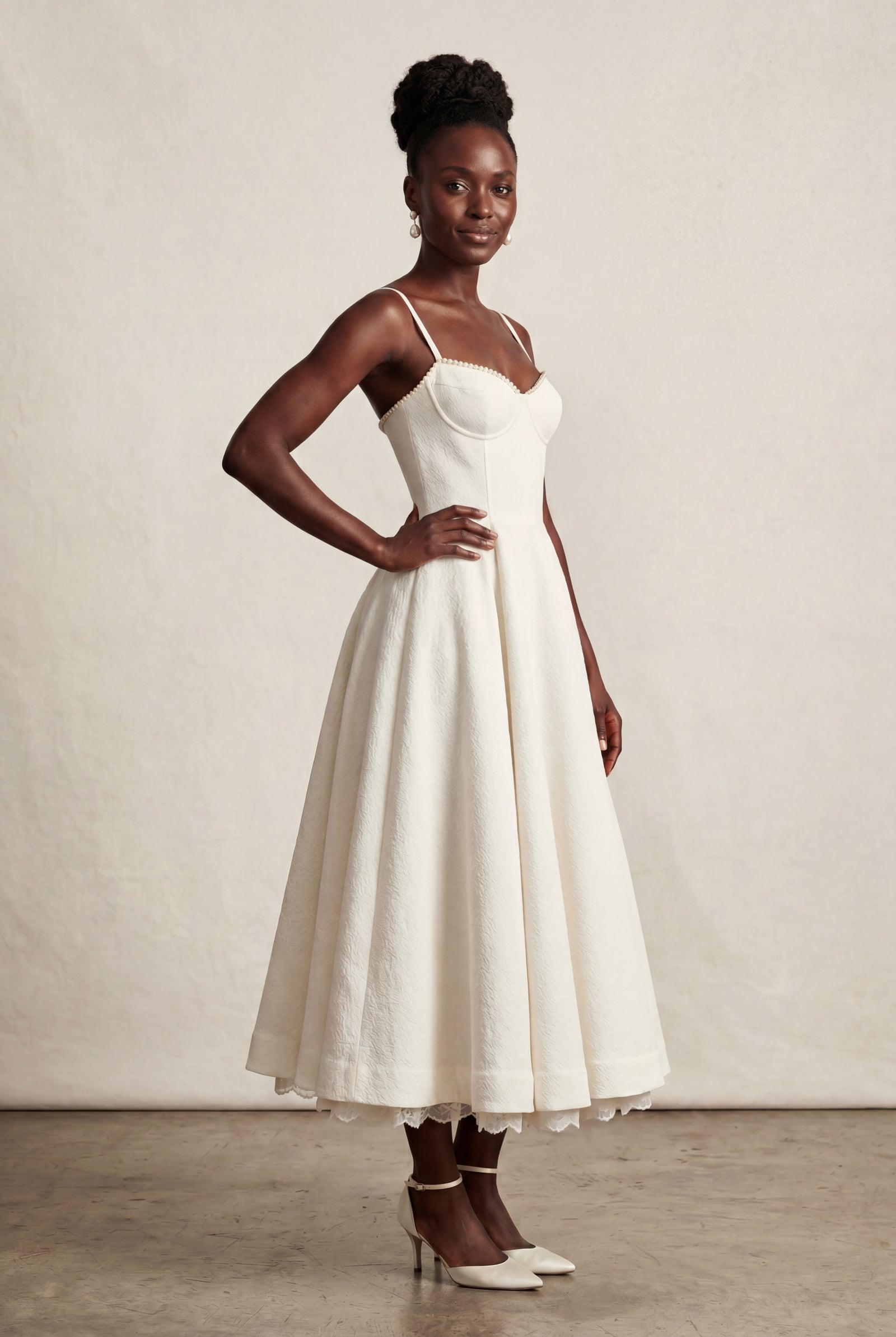 White Sweetheart Neckline Fit and Flare Midi Cocktail Dress - Photo 5