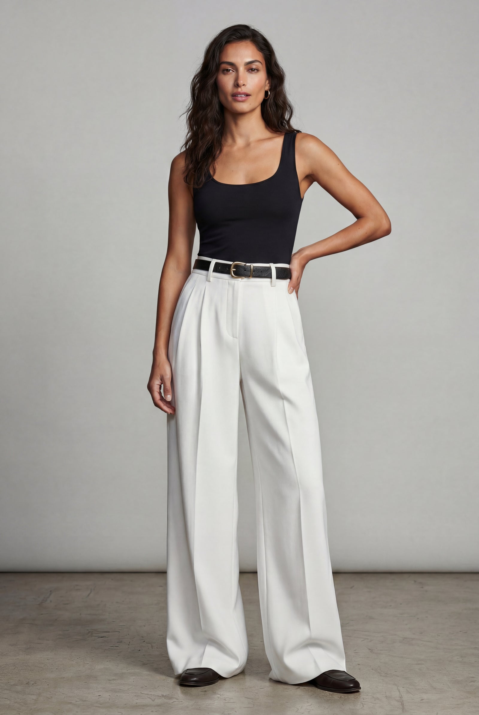 White Wide-leg High-waisted Tailored Trousers with Pleats - Wide leg pants - Photo 1