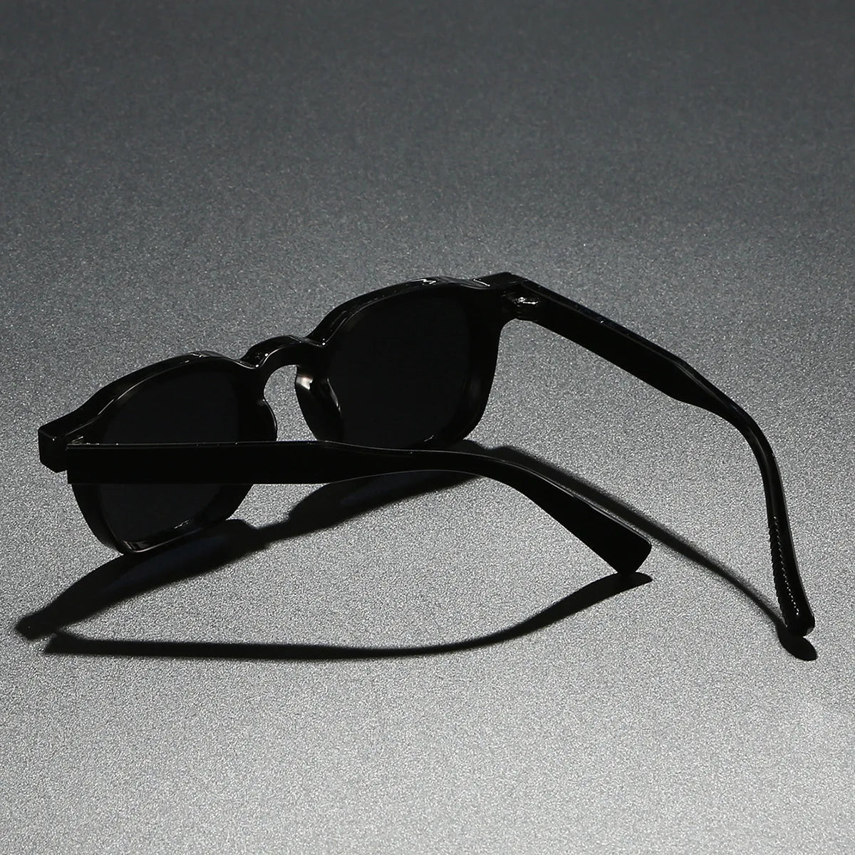 Retro Square Sunglasses with Tinted Lenses-Stilenza-Stilenza