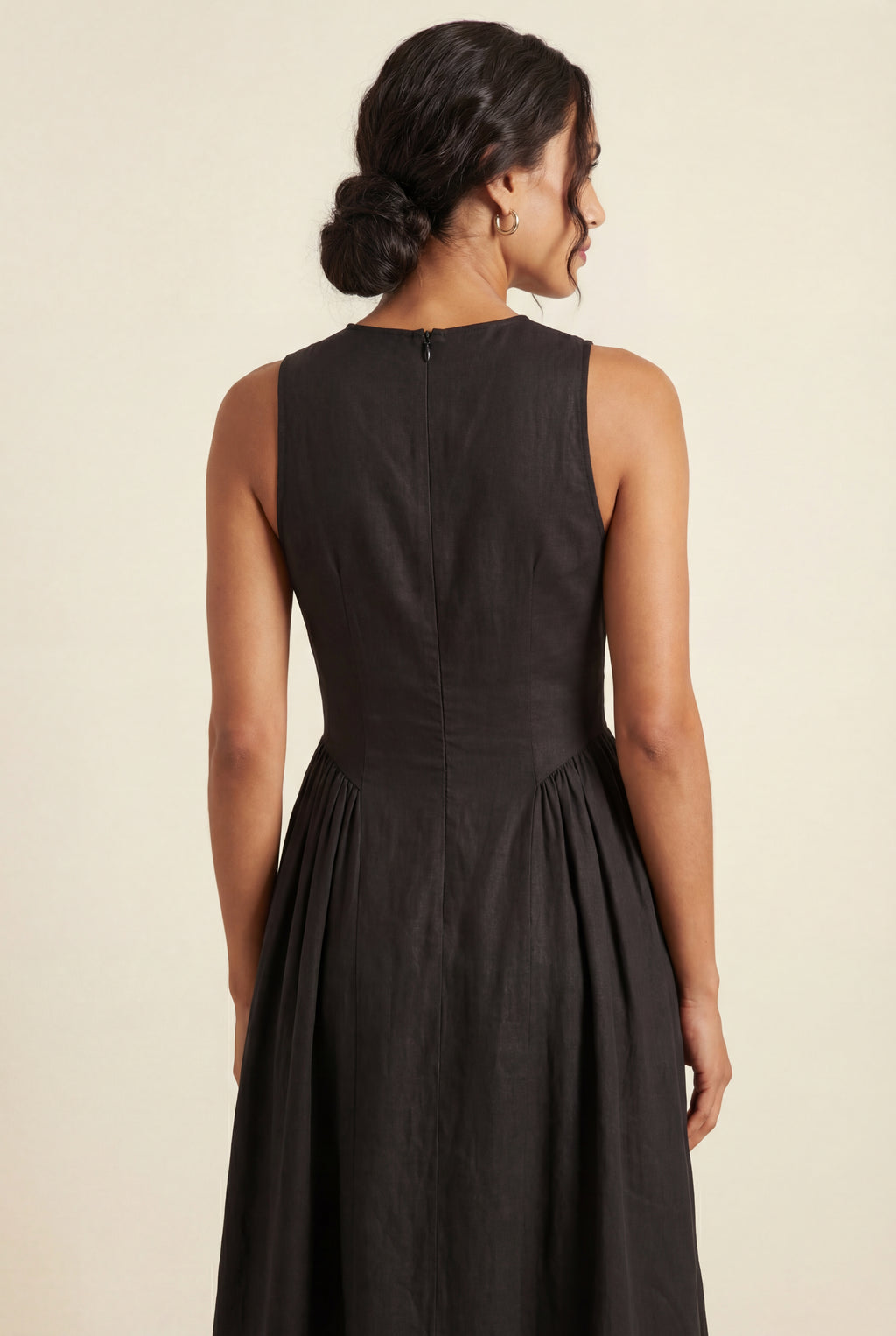 A-Line Cutout Midi Dress - Black - Photo 2