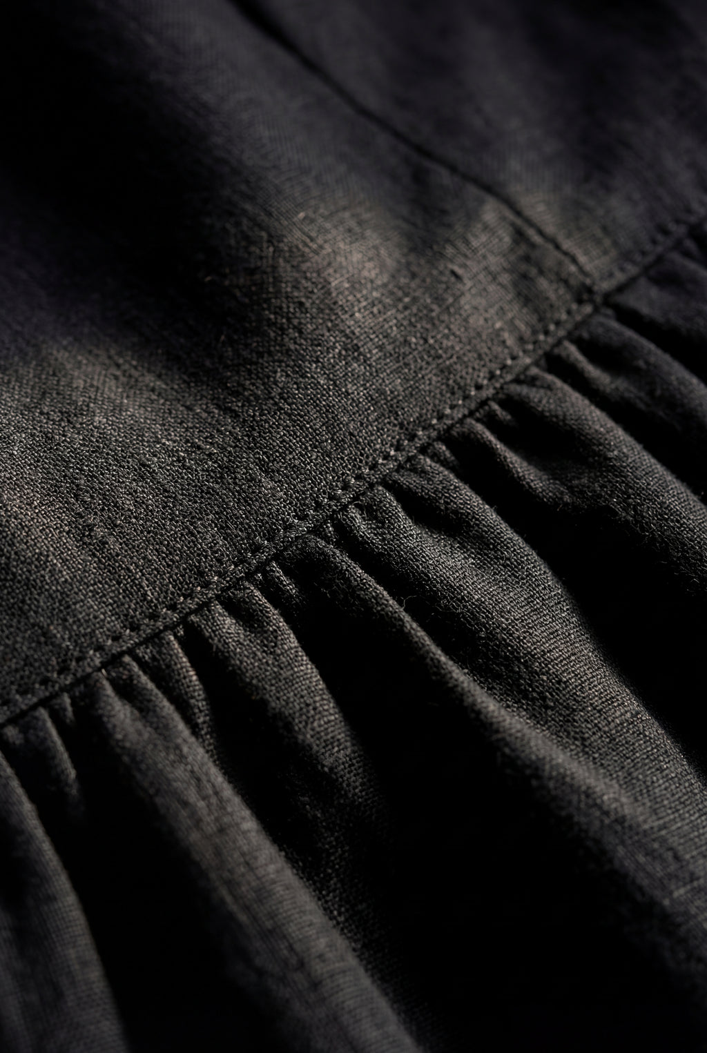 A-Line Cutout Midi Dress - Black - Photo 3