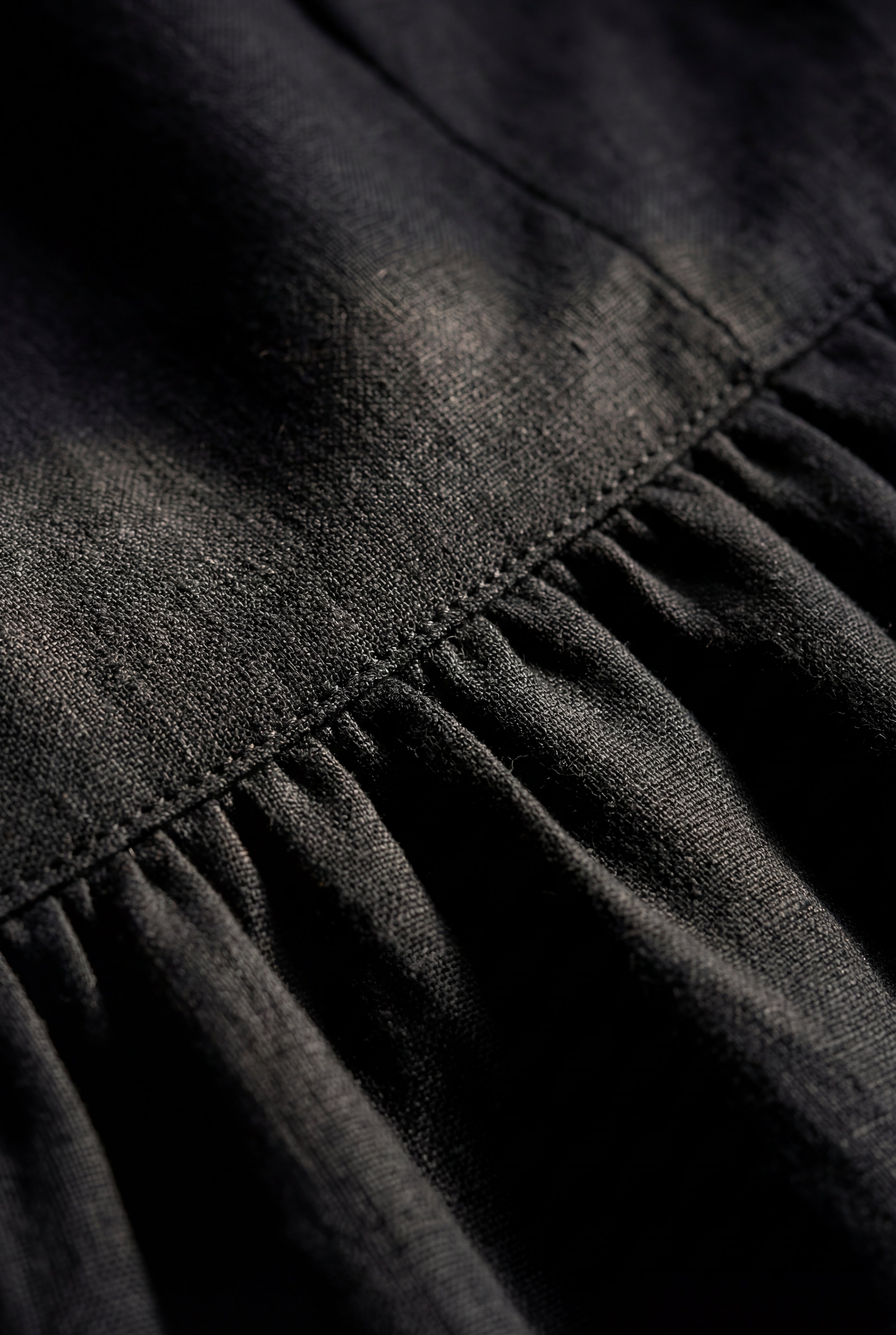 A-Line Cutout Midi Dress - Black - Photo 3