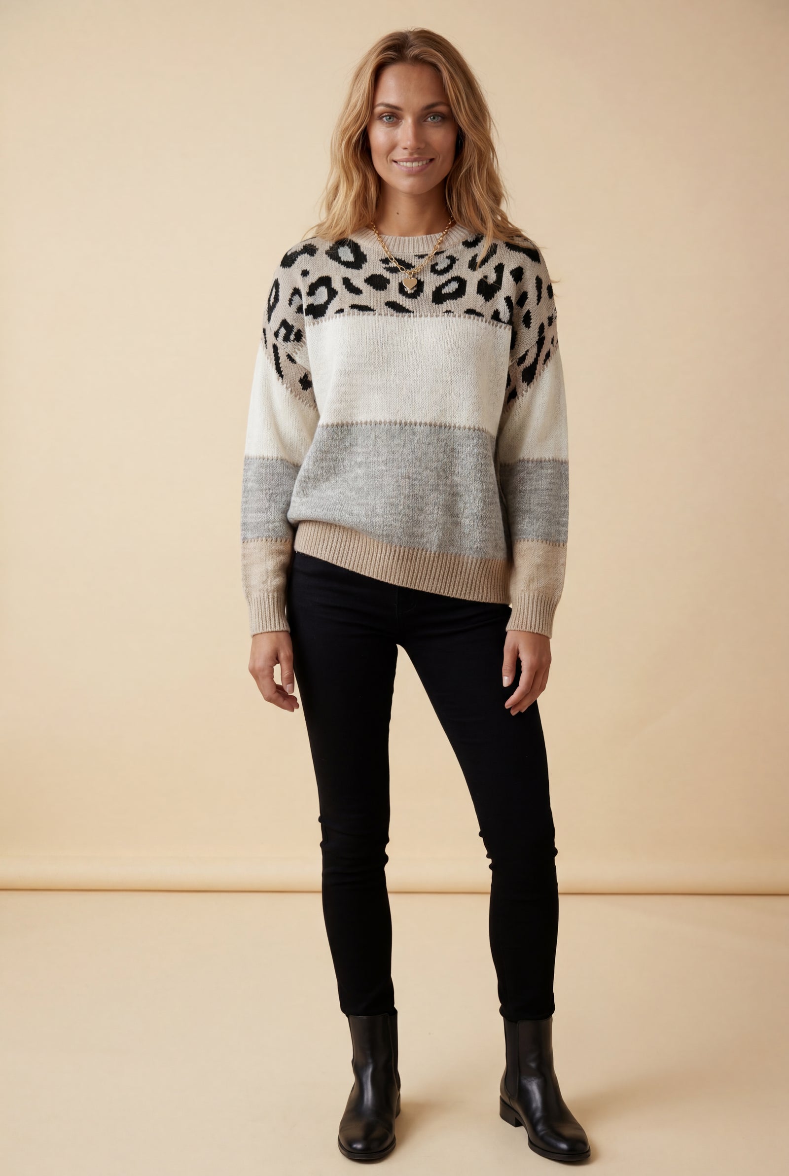 Apricot Women's Color-Block Leopard Jacquard Crew Neck Sweater - Knitted sweaters - Photo 7