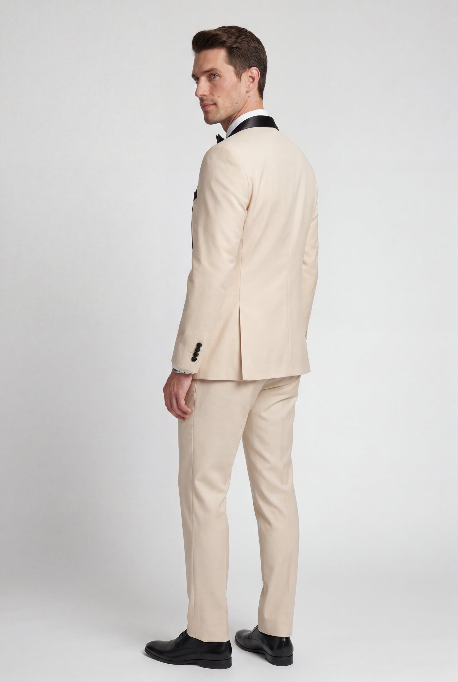 Beige Contrasting Shawl Lapel Tuxedo Suit - Wedding suit - Photo 2
