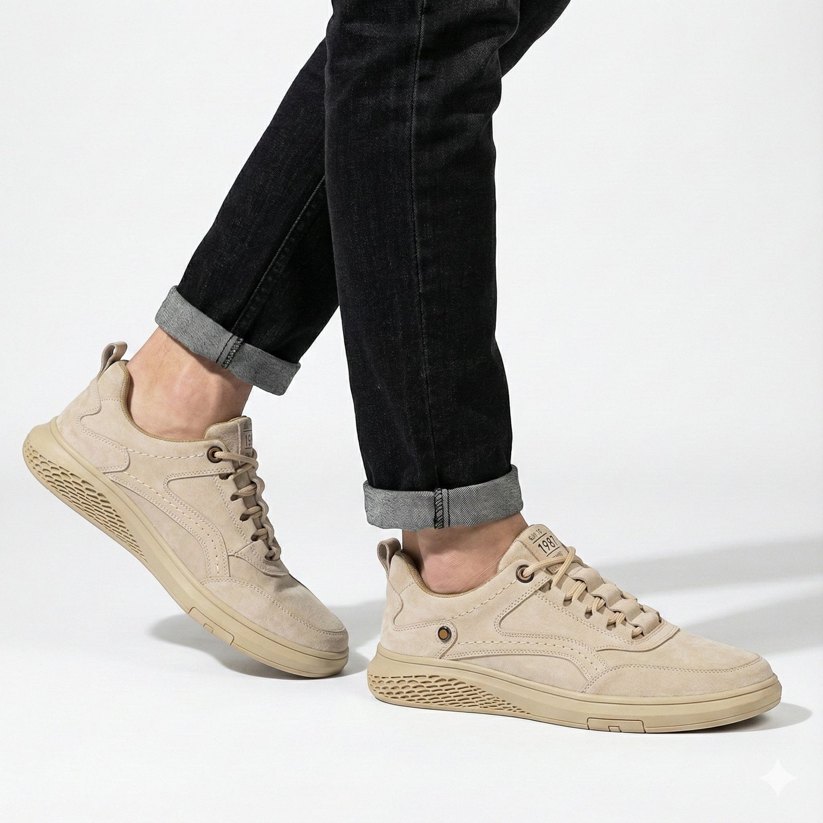 Men's Minimalist Slip-On Lace-Up Sneakers with Cushioned Sole - Slip on sneakers - Photo 2
