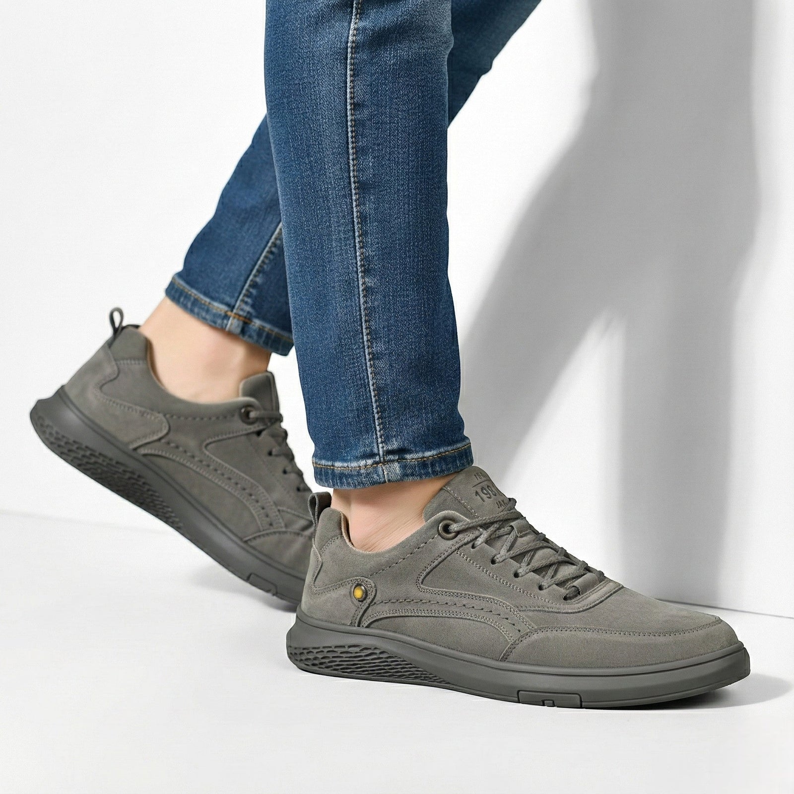 Men's Minimalist Slip-On Lace-Up Sneakers with Cushioned Sole - Slip on sneakers - Photo 8