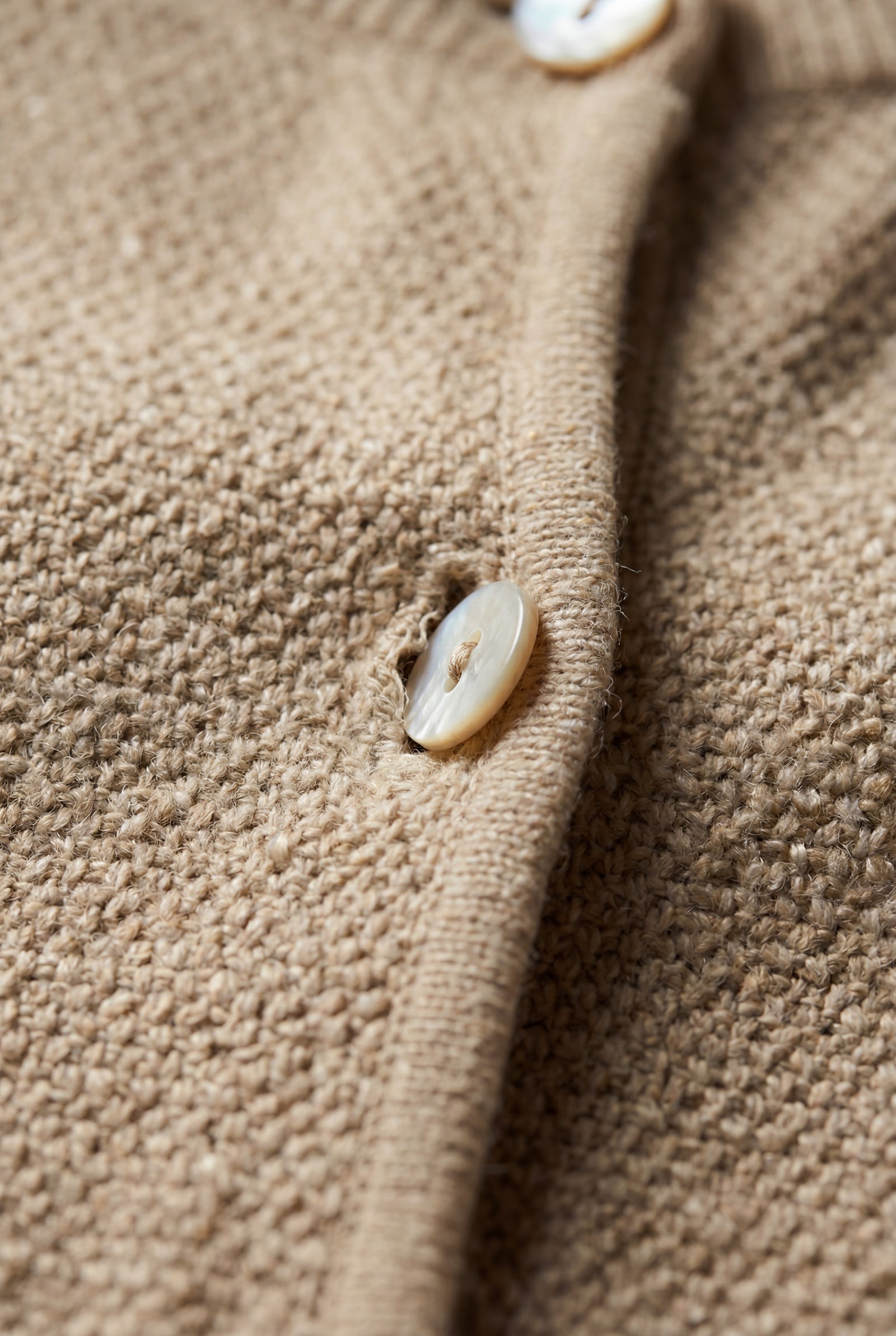 Beige Textured Button-front Gilet Vest with Crew Neckline - Photo 3