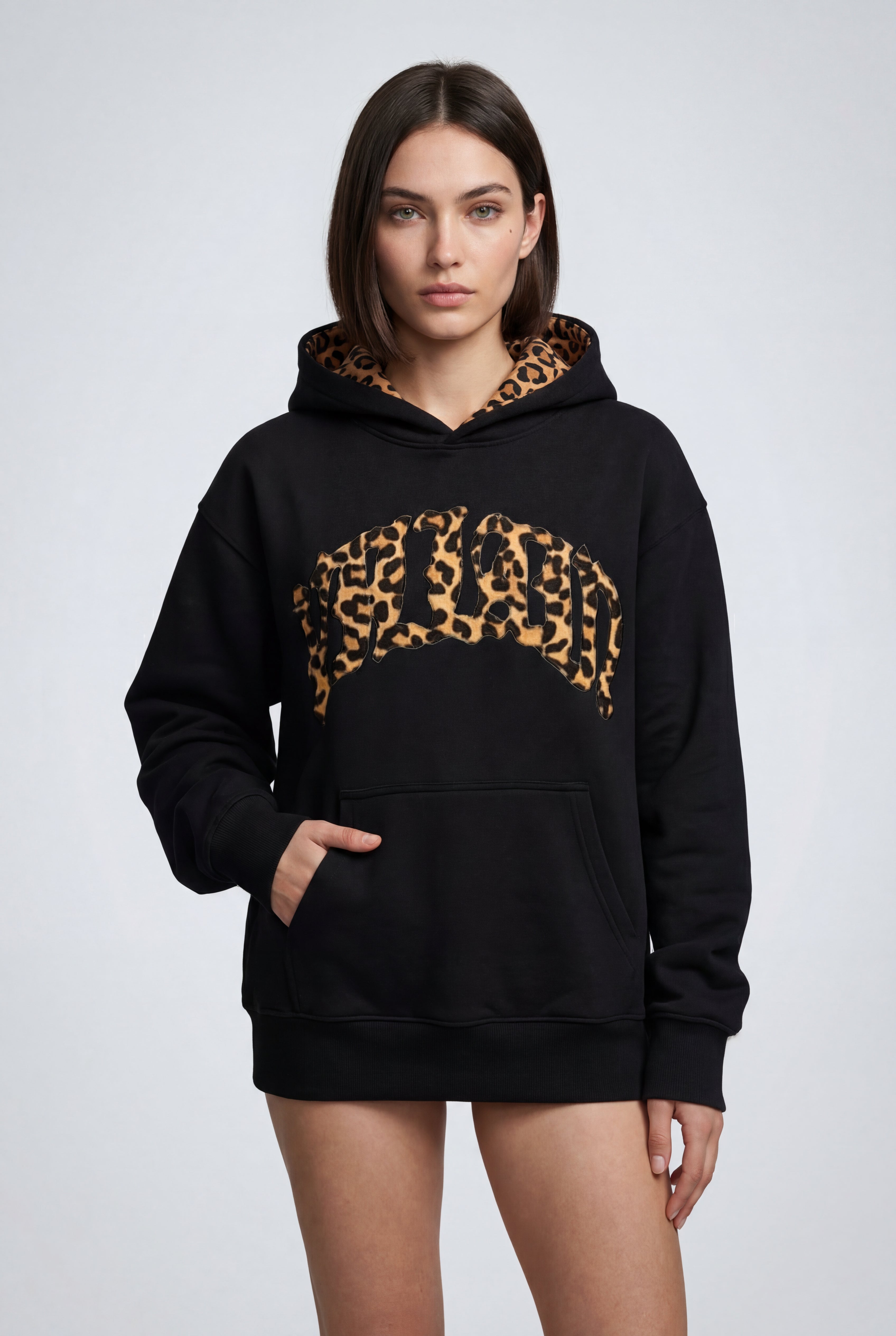 Oversized Leopard Hoodie Relaxed Fit Kangaroo Pocket Casual Style