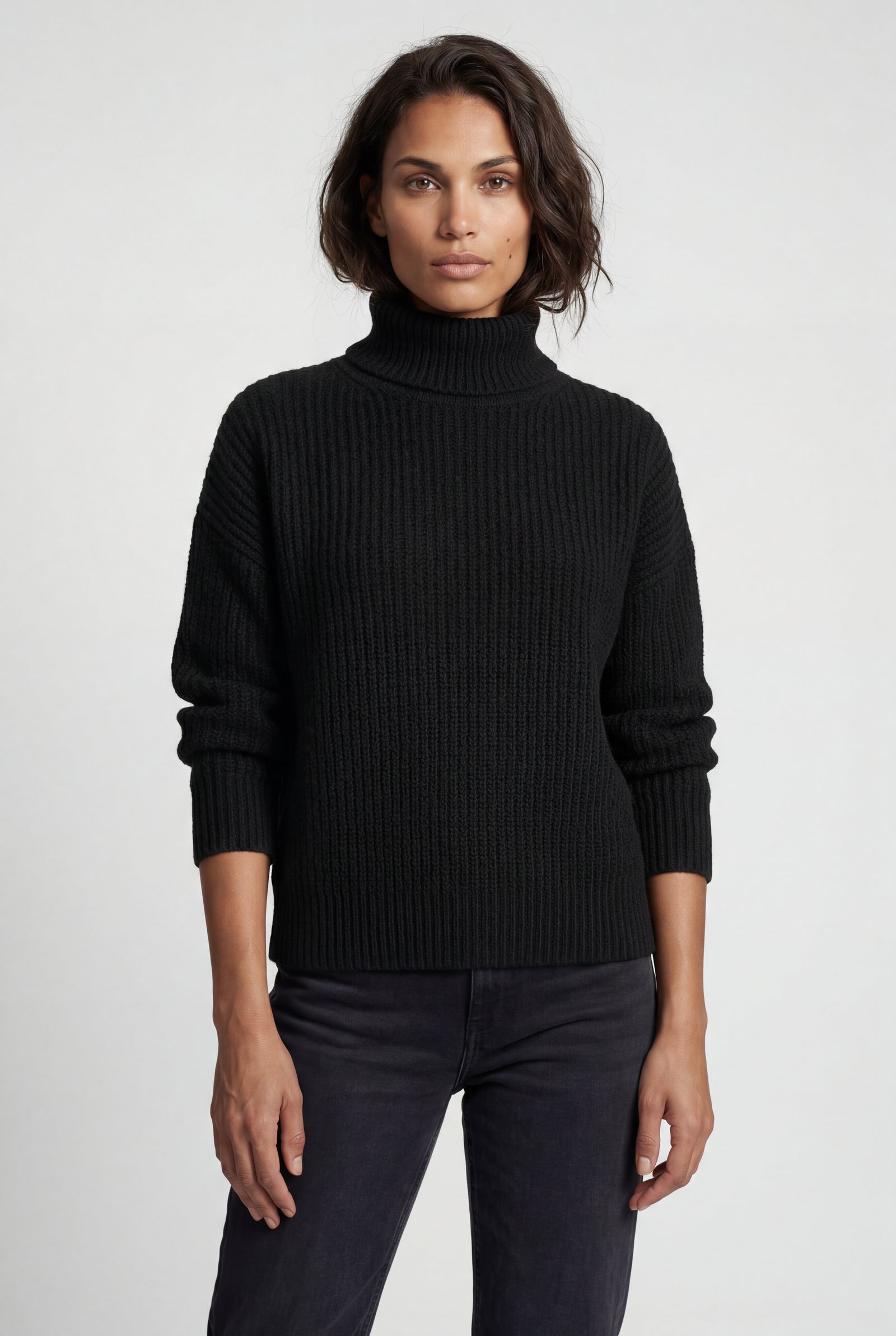 Black Chunky Ribbed Oversized Turtleneck Sweater - Photo 3