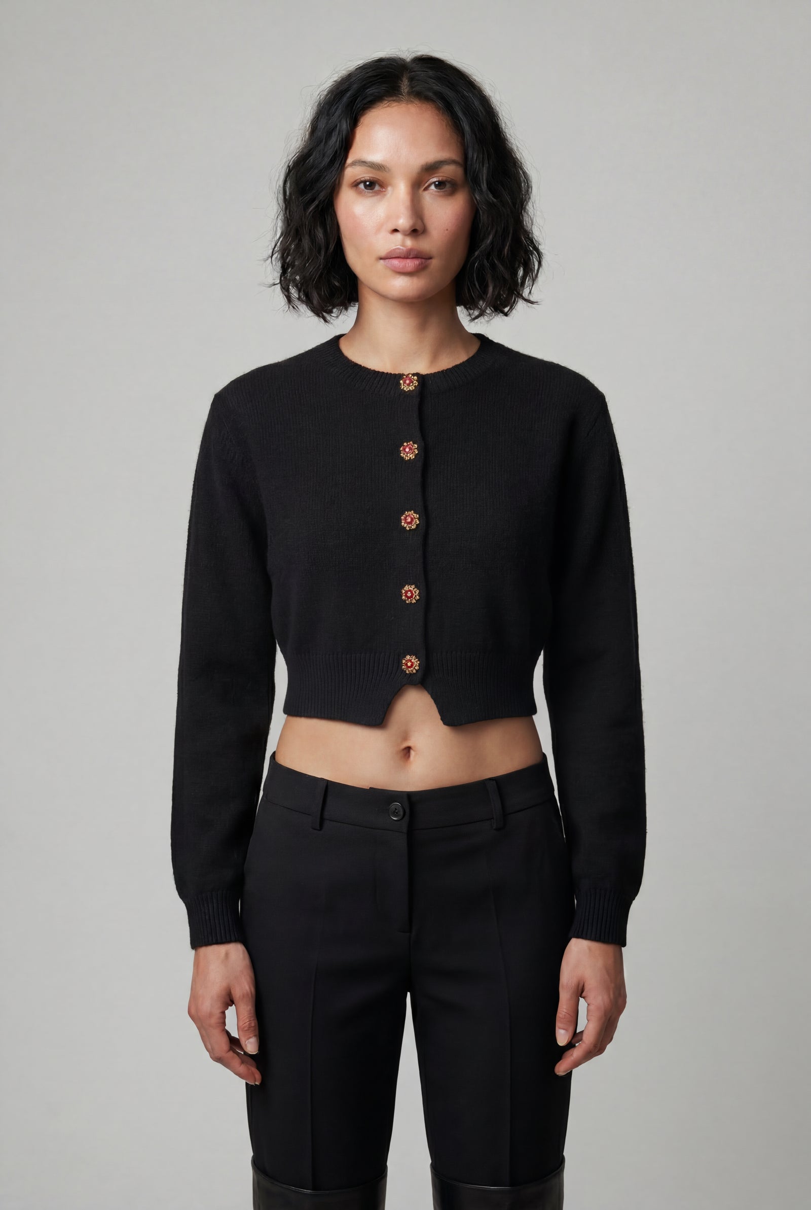 Black Crew Neck Cropped Button-up Cardigan with Ribbed Hem - Cropped cardigan - Photo 7