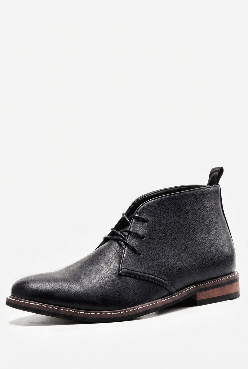 Men's Boots Classic Leather in Black — product white