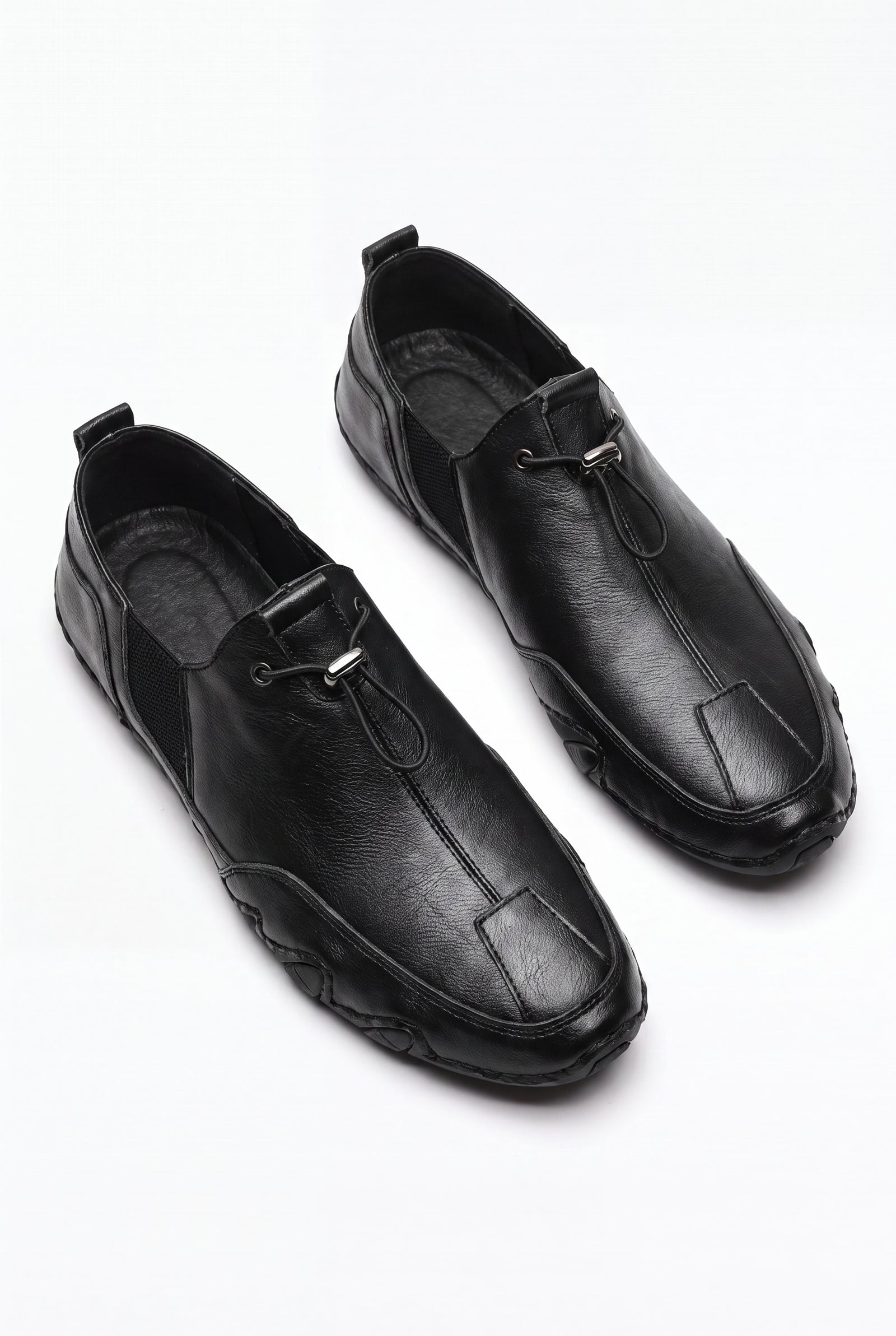 Men's Loafers Slip-On Elastic Gusset in Black — primary packshot