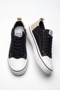 Men's Sneakers Classic Fit in Black — primary clean packshot