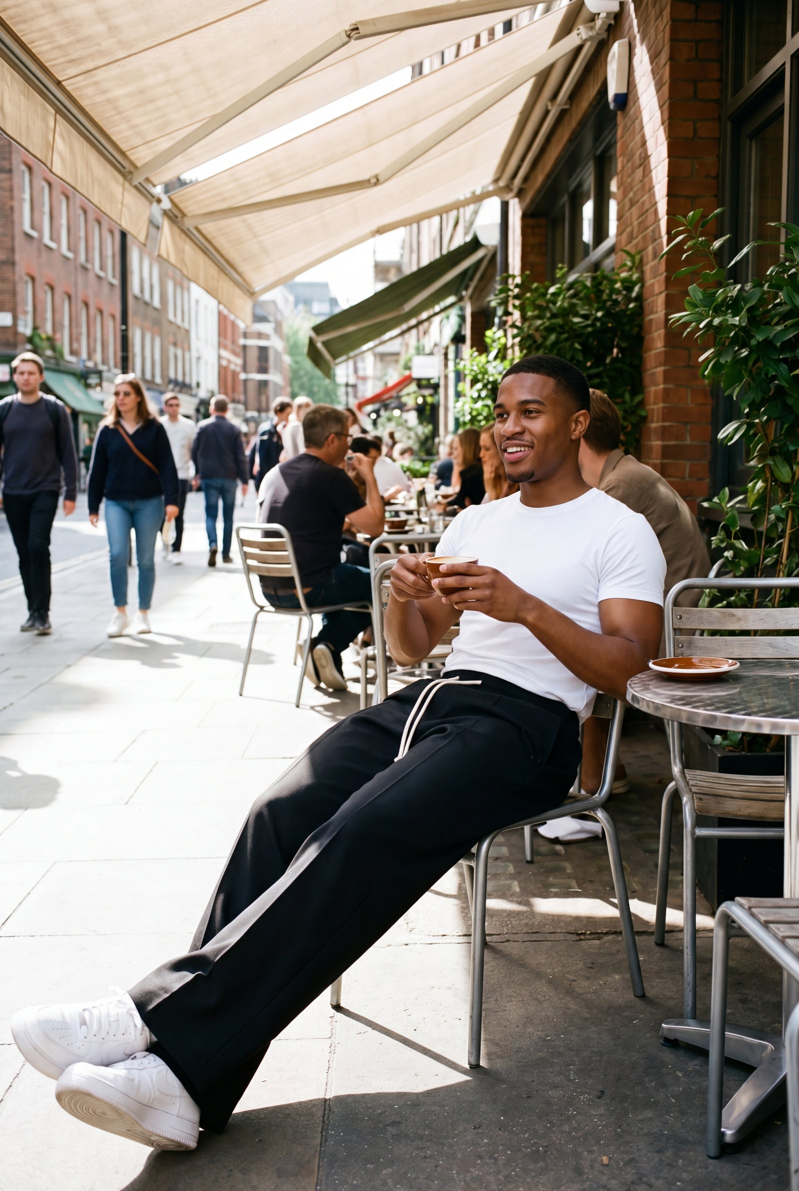 Men's Trousers Wide Leg Drawstring in Black — cafe relax