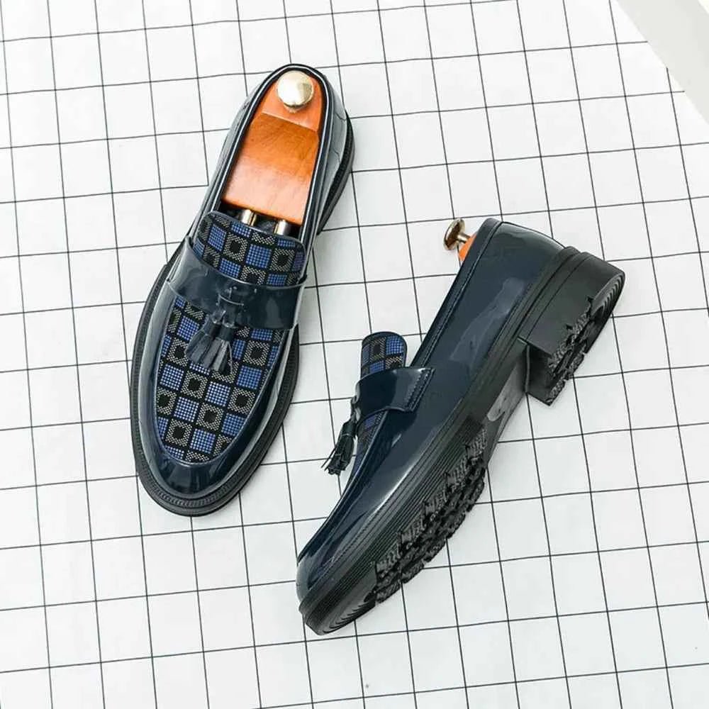 Men's Checked Patent Tassel Loafers with Chunky Lug Sole - Photo 5