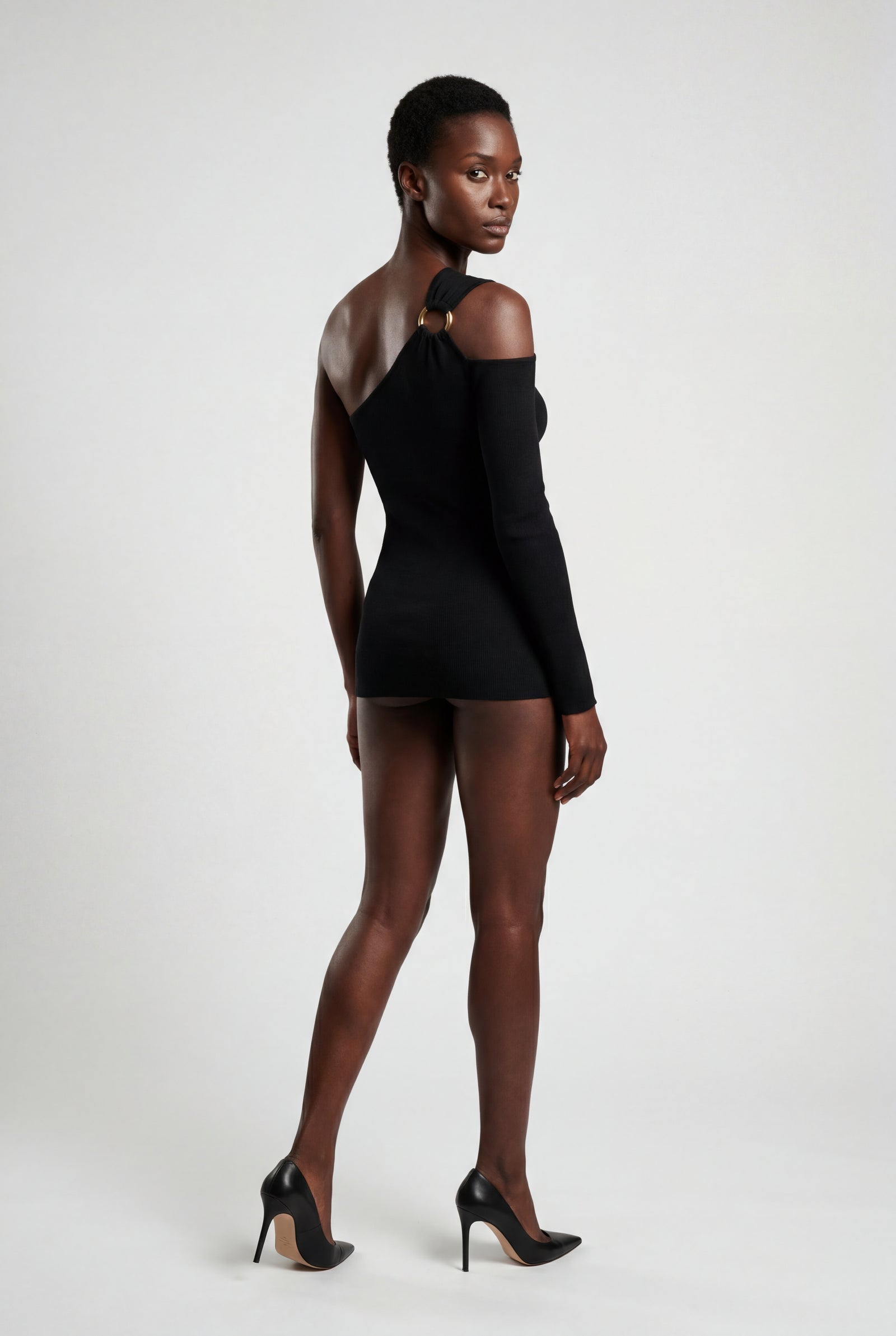 Black One-shoulder Ribbed Top with Gold Ring Detail - One shoulder top - Photo 2
