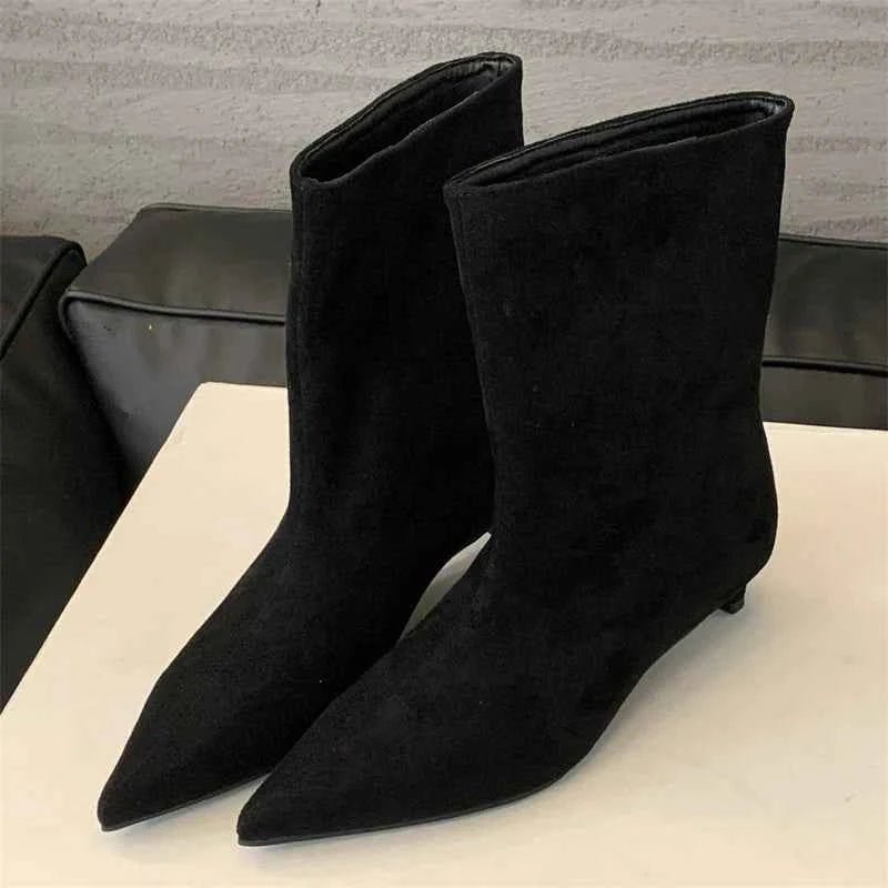 Pointed Toe Kitten Heel Ankle Boots - Photo 2