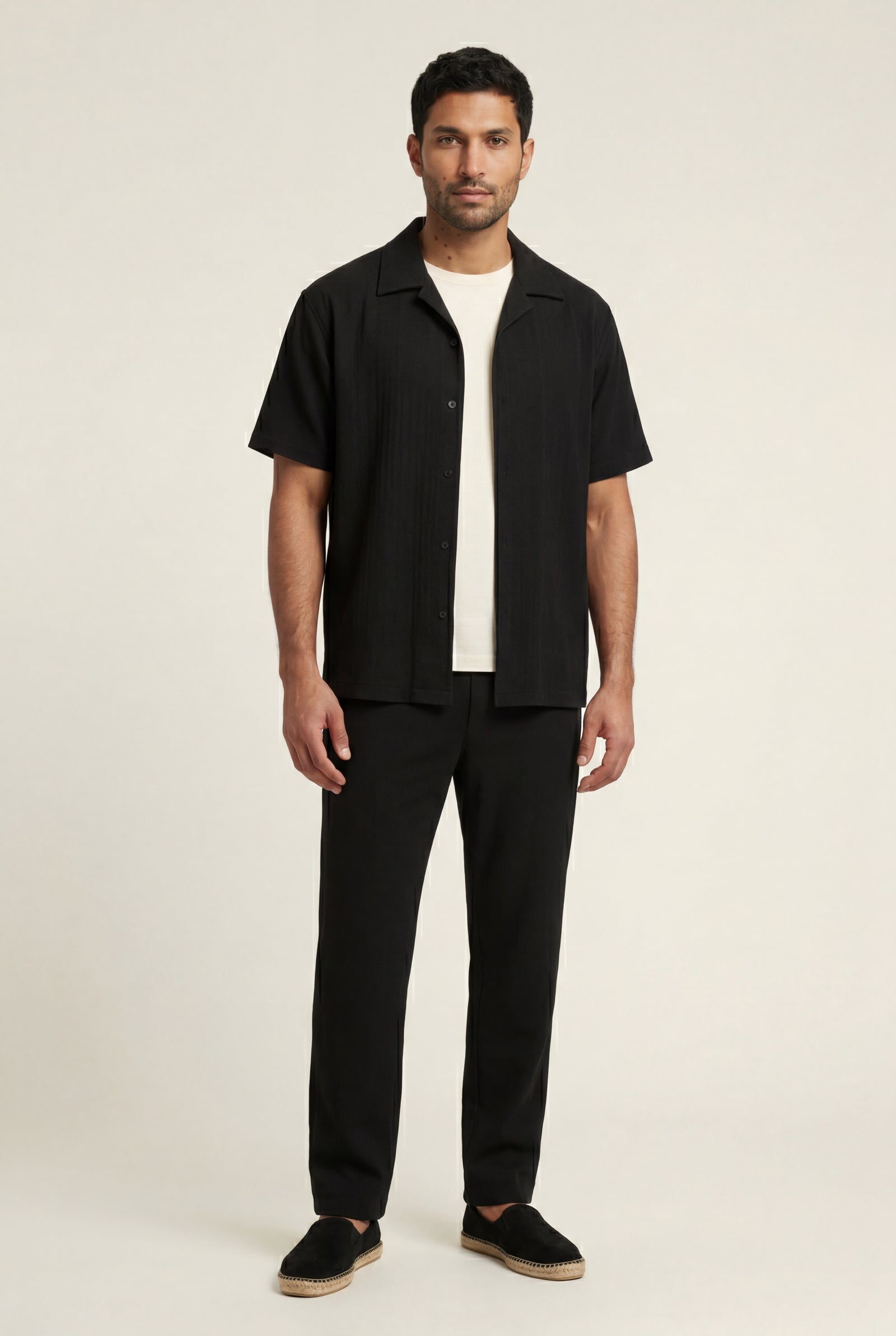 Black Relaxed Pleated Shirt and Pants Set with Camp Collar - Shorts set - Photo 2